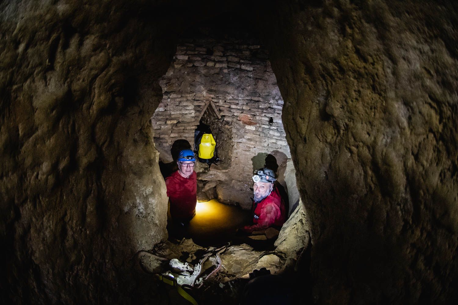 MINAS AGUA CARMONA  JUAN MANUEL ROMÁN ARQUEÓLOGO JOSÉ PEREZ AAES ASOCIACIÓN ANDALUZA EXPLORACIONES SUBTERRÁNEAS