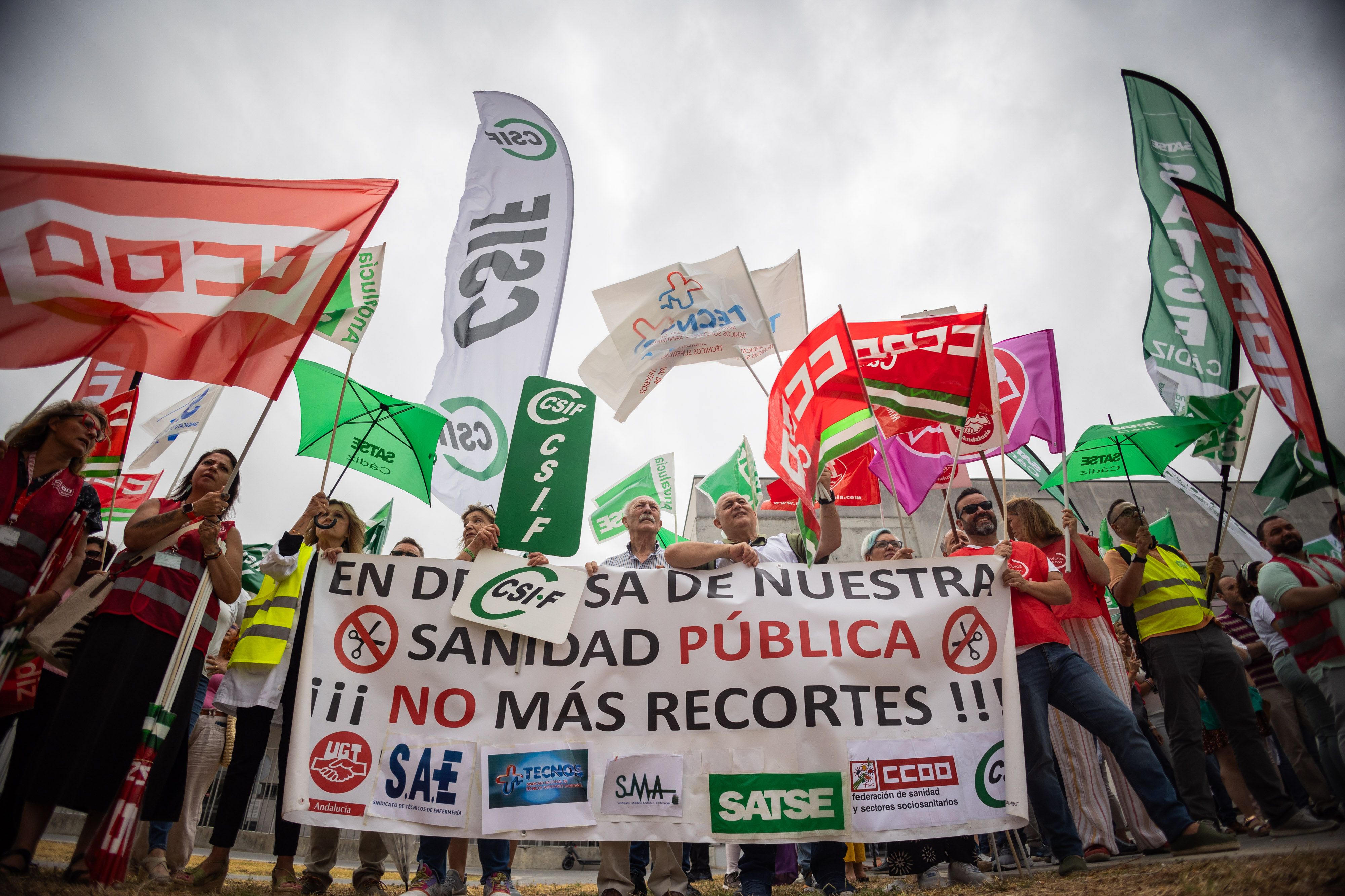 Protesta en La Milagrosa, uno de los centros de salud de Jerez.