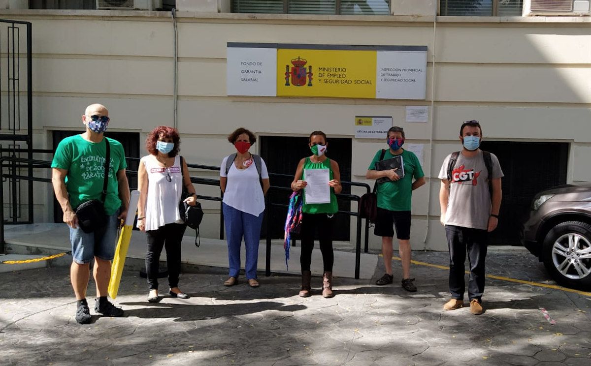 María Jesús, delegada sindical de USTEA Cádiz, y otros representantes, en una imagen reciente. La Junta de Personal Docente no Universitario denuncia las altas masivas de docentes embarazadas.
