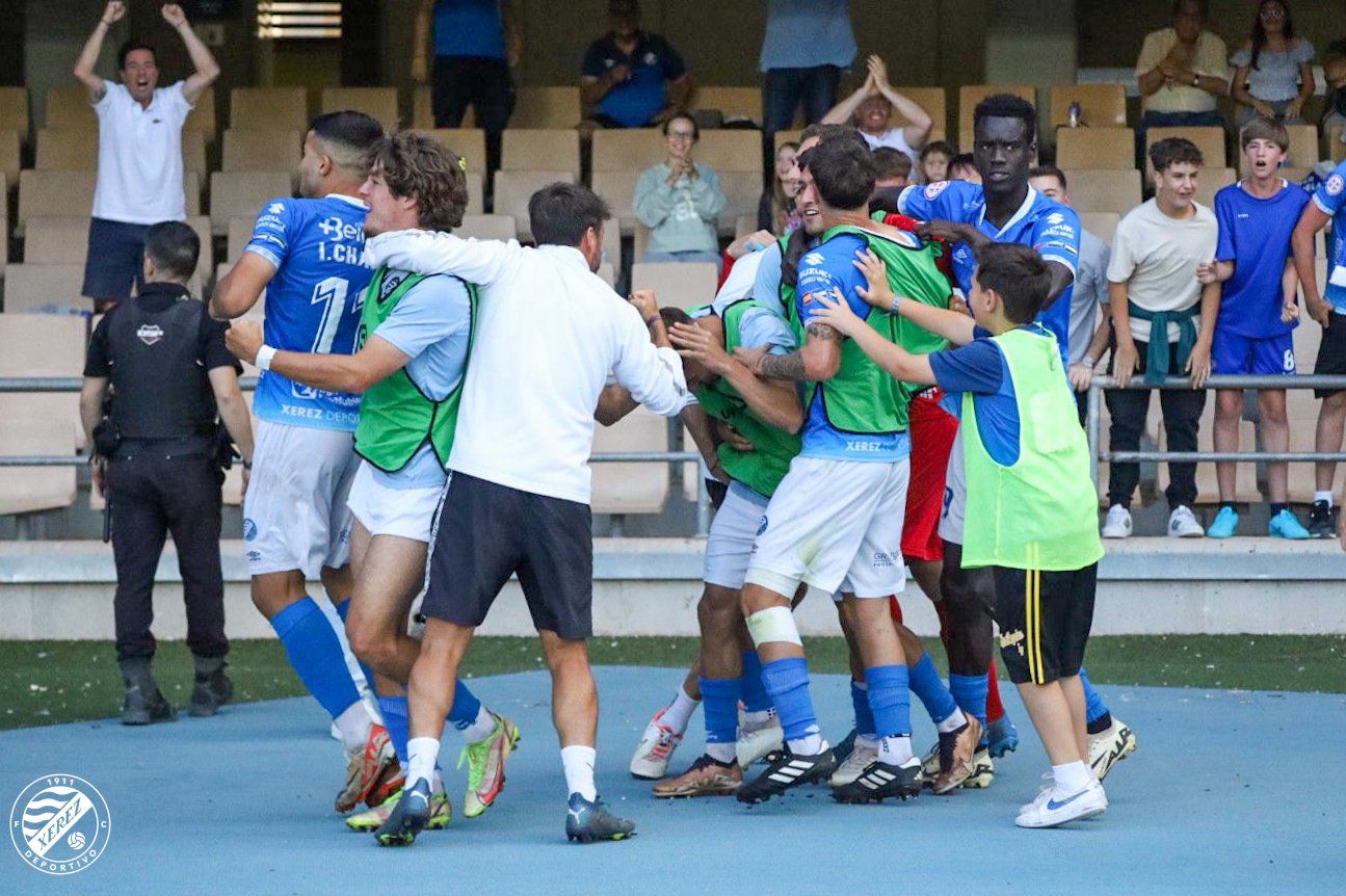 Celebración tras uno de los goles del Xerez Deportivo FC. Celebración tras uno de los goles del Xerez Deportivo FC.