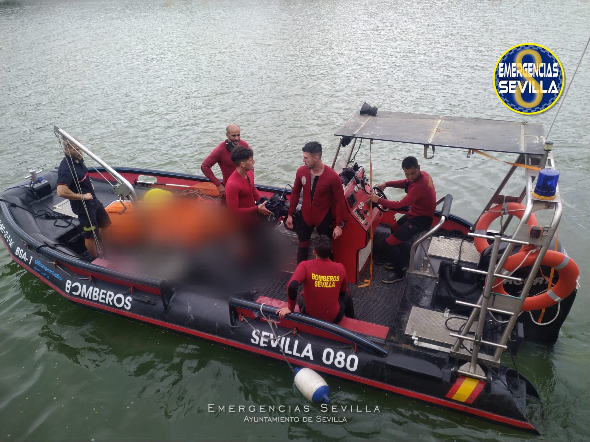 El Equipo de Actividades Subacuáticas de Bomberos Sevilla en una fotografía de archivo de meses atrás.