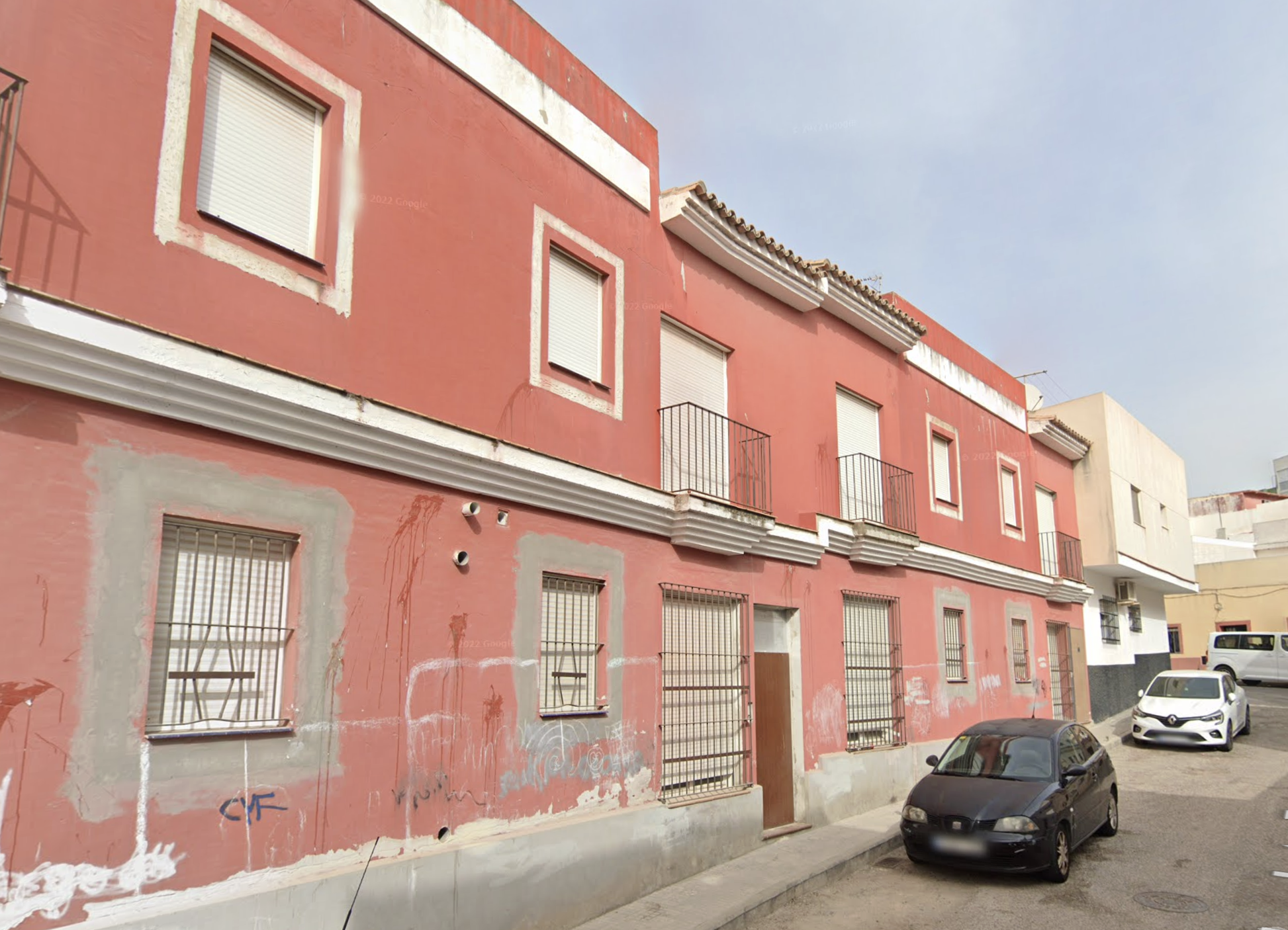 Inmueble abandonado de la calle Jacinto Benavente, en la barriada del Agrimensor de Jerez, en una imagen de Google Maps. Inmueble abandonado de la calle Jacinto Benavente, en la barriada del Agrimensor de Jerez, en una imagen de Google Maps.