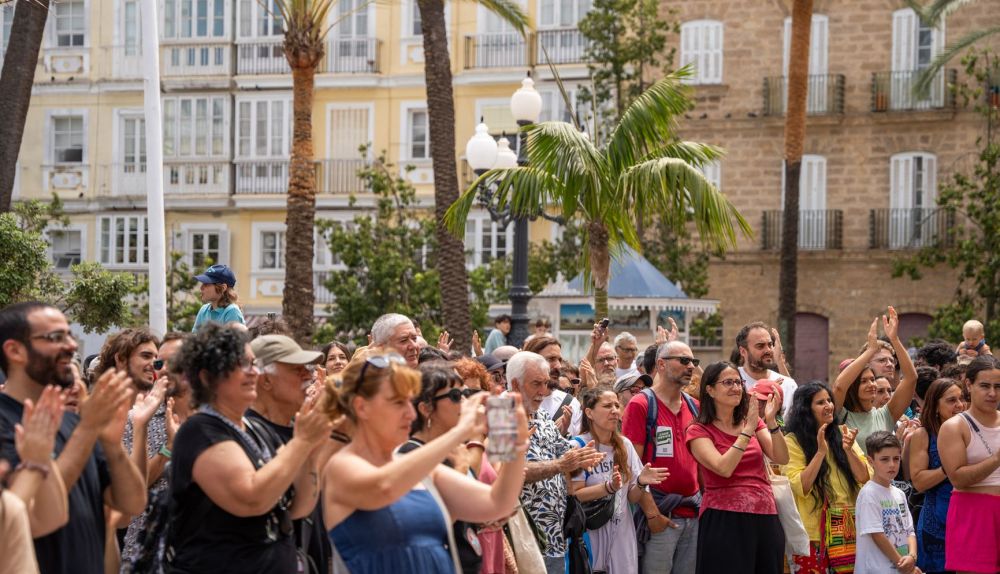MANIFESTACIÓN PISOS TURISTICO 38