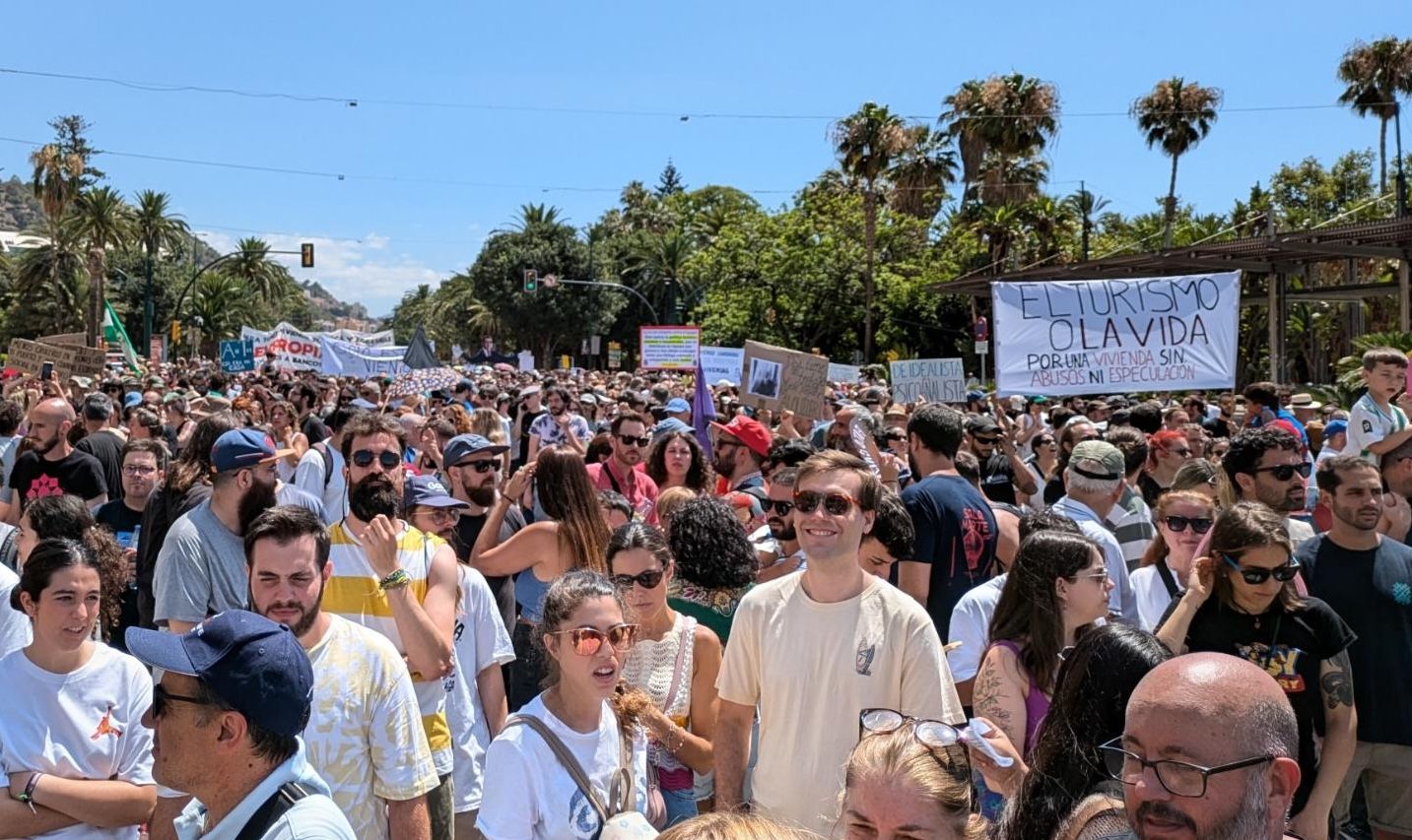 Manifestación en Málaga contra el turismo masivo, para que las "viviendas sean para vivir".