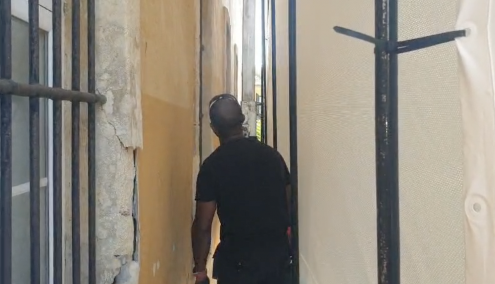 Montaje de la gran pantalla