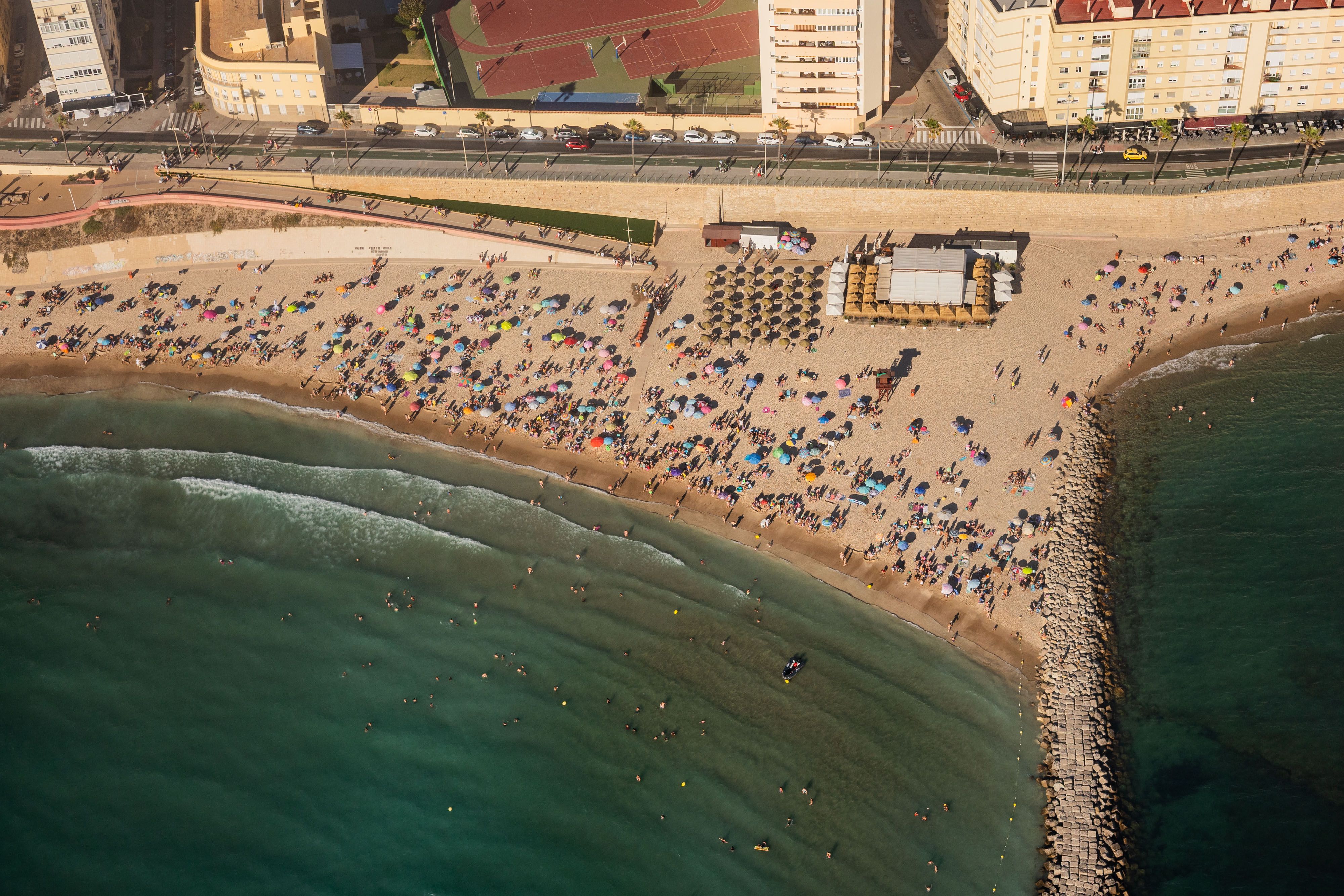 Vista aérea del fondo Sur de la playa de Santa María del Mar, escenario de la polémica.