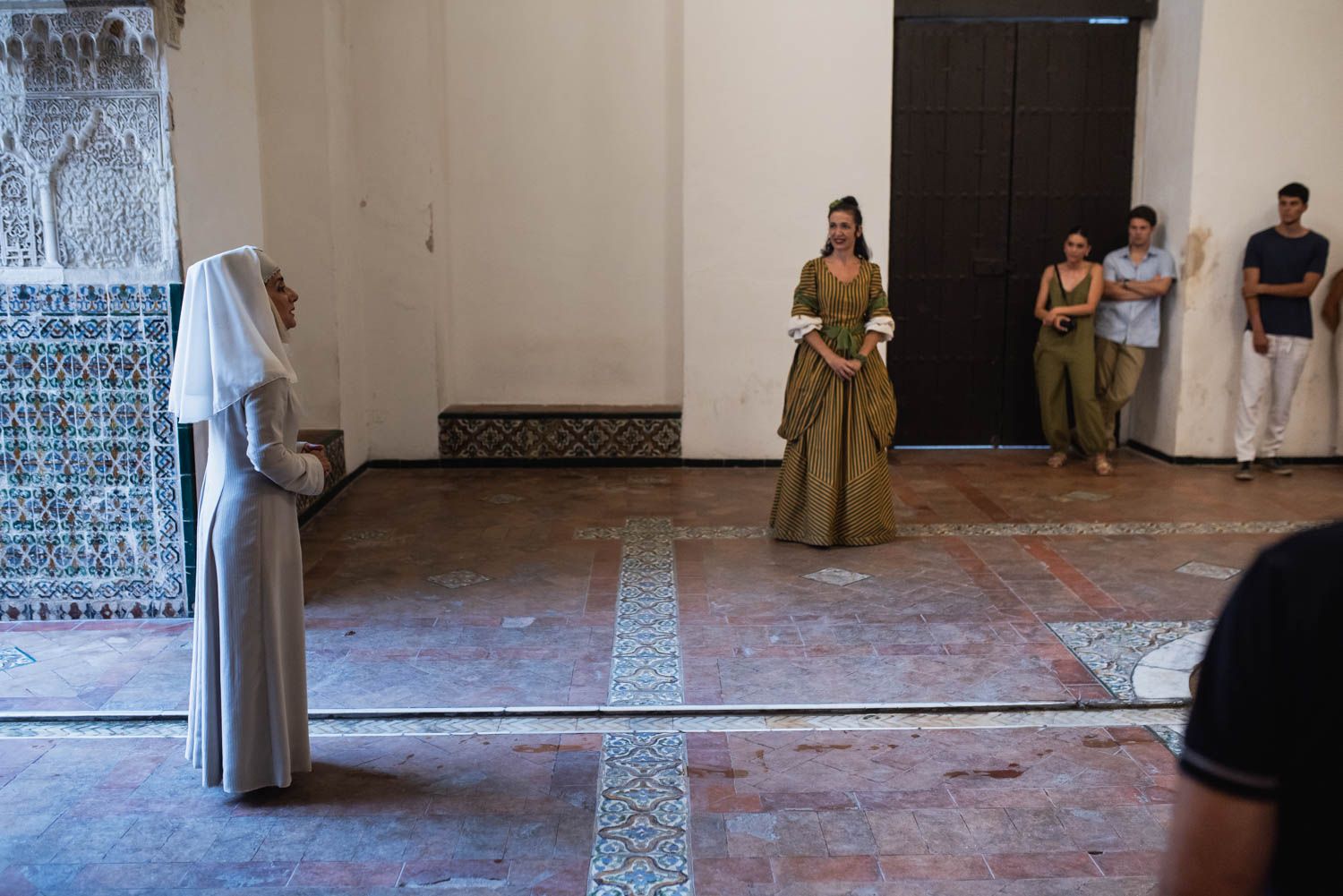 Las visitas nocturnas teatralizadas del Real Alcázar de Sevilla, por dentro.