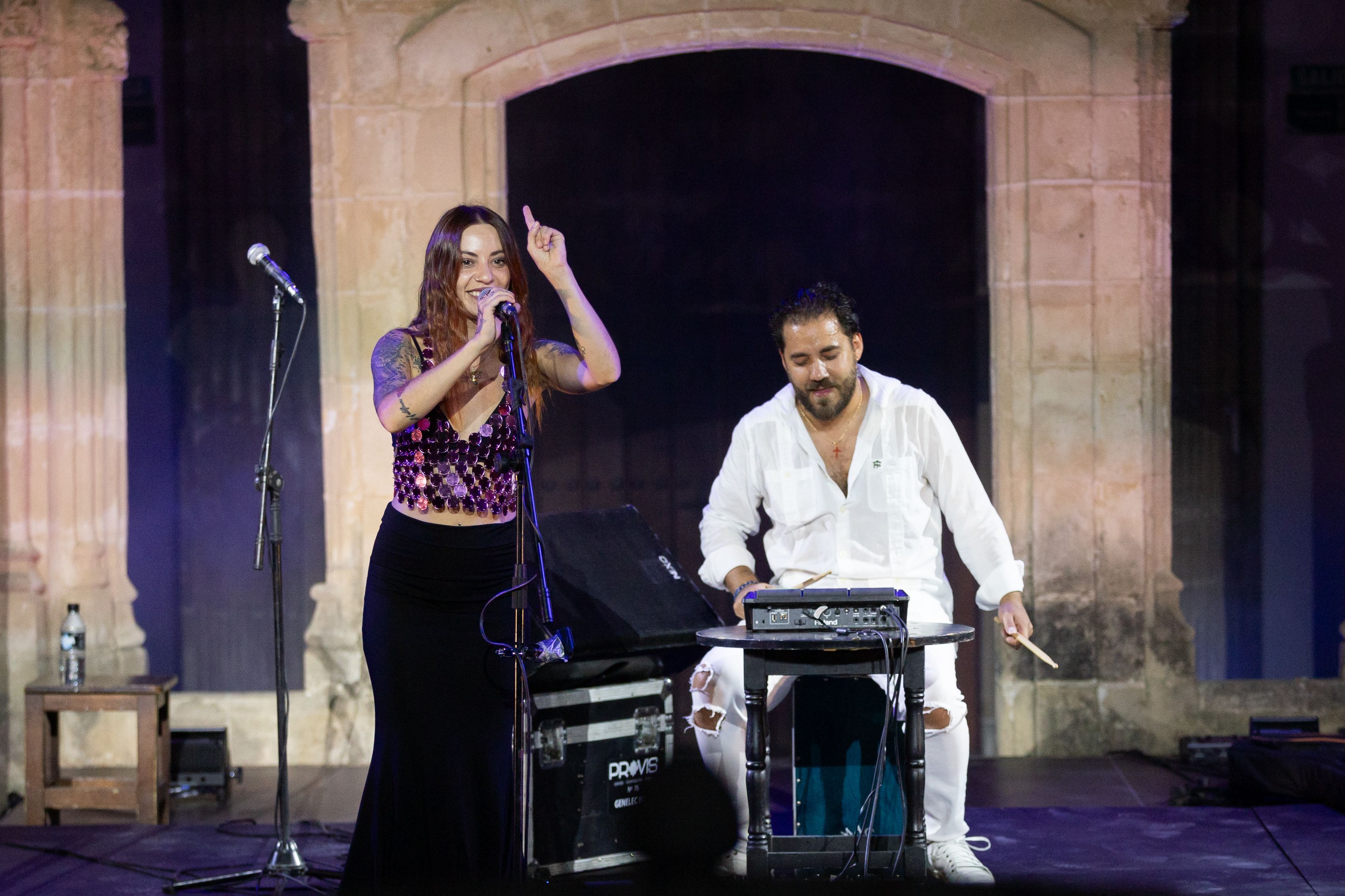 María del Tango y Calimbero junto con Ané Carrasco