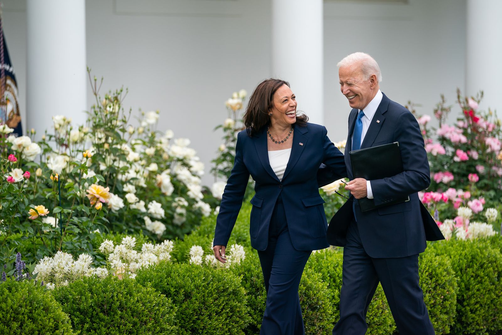 Joe Biden con Kamala Harris, casi con toda seguridad próxima candidata demócrata a Presidenta de Estados Unidos. Joe Biden con Kamala Harris, casi con toda seguridad próxima candidata demócrata a Presidenta de Estados Unidos.