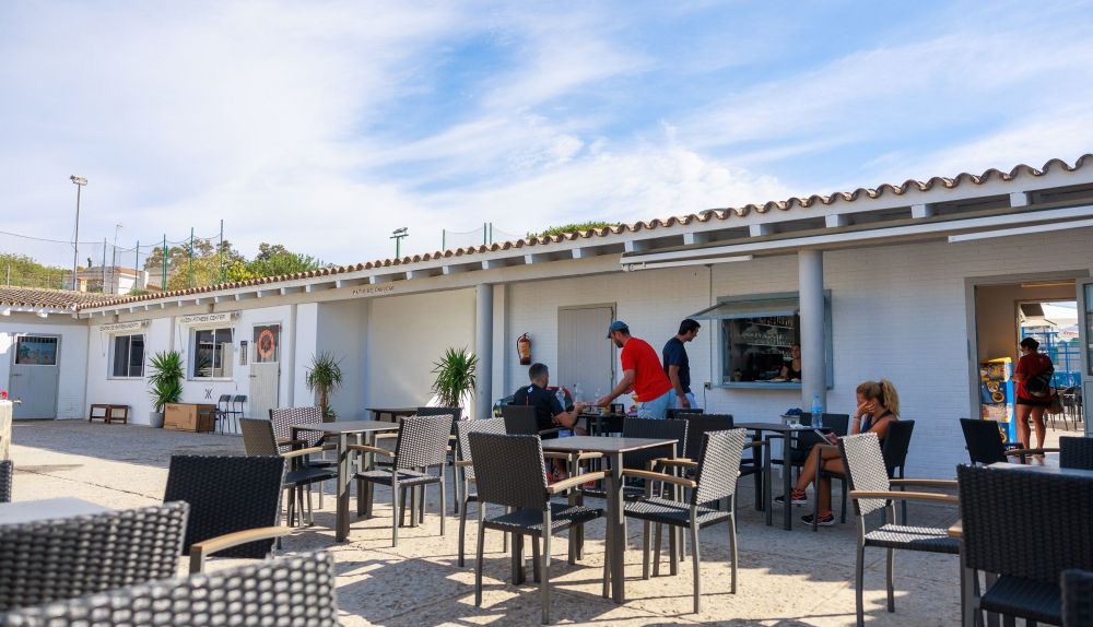 Cafetería de la escuela.