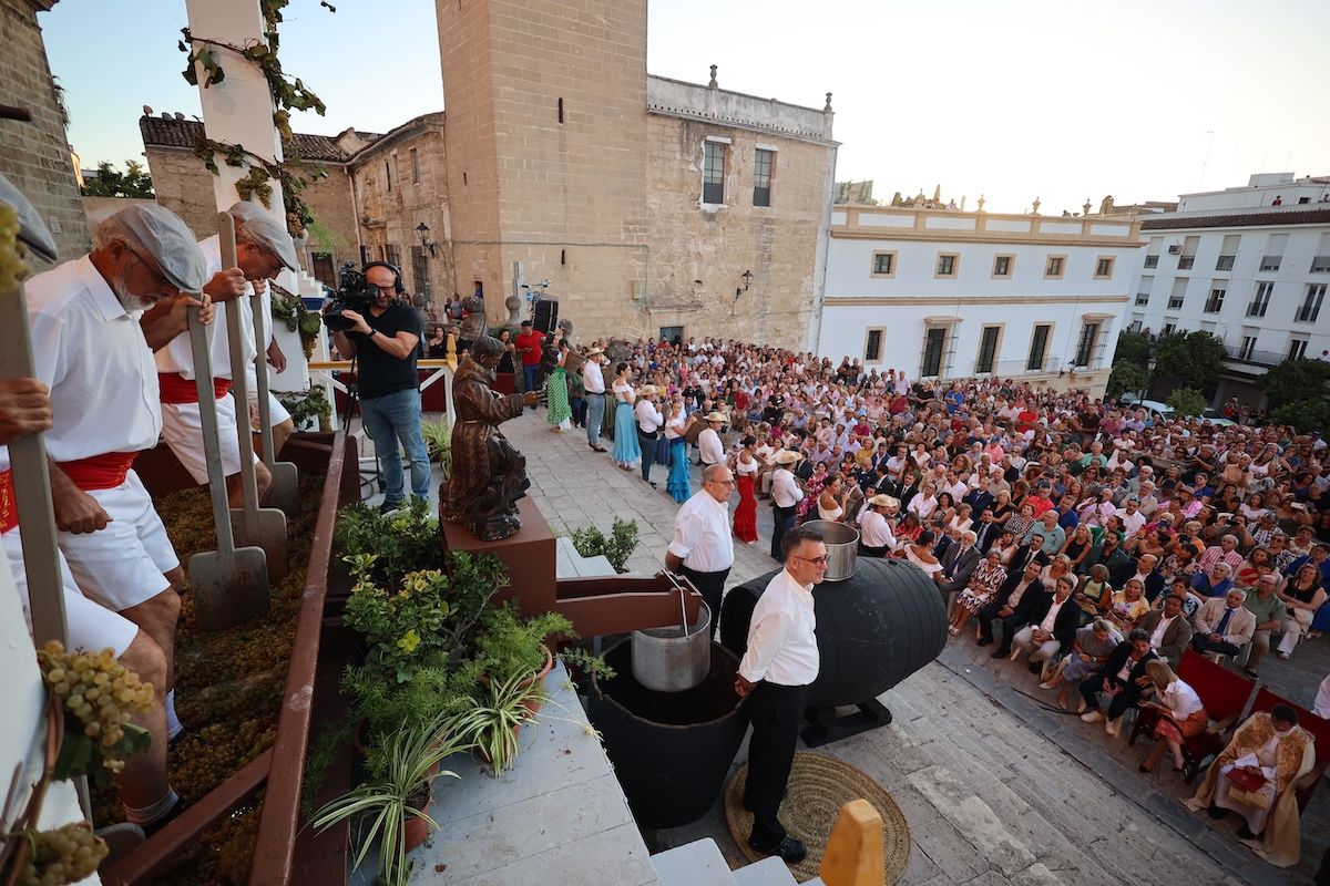 Pisa de la Uva en las Fiestas de la Vendimia de Jerez.