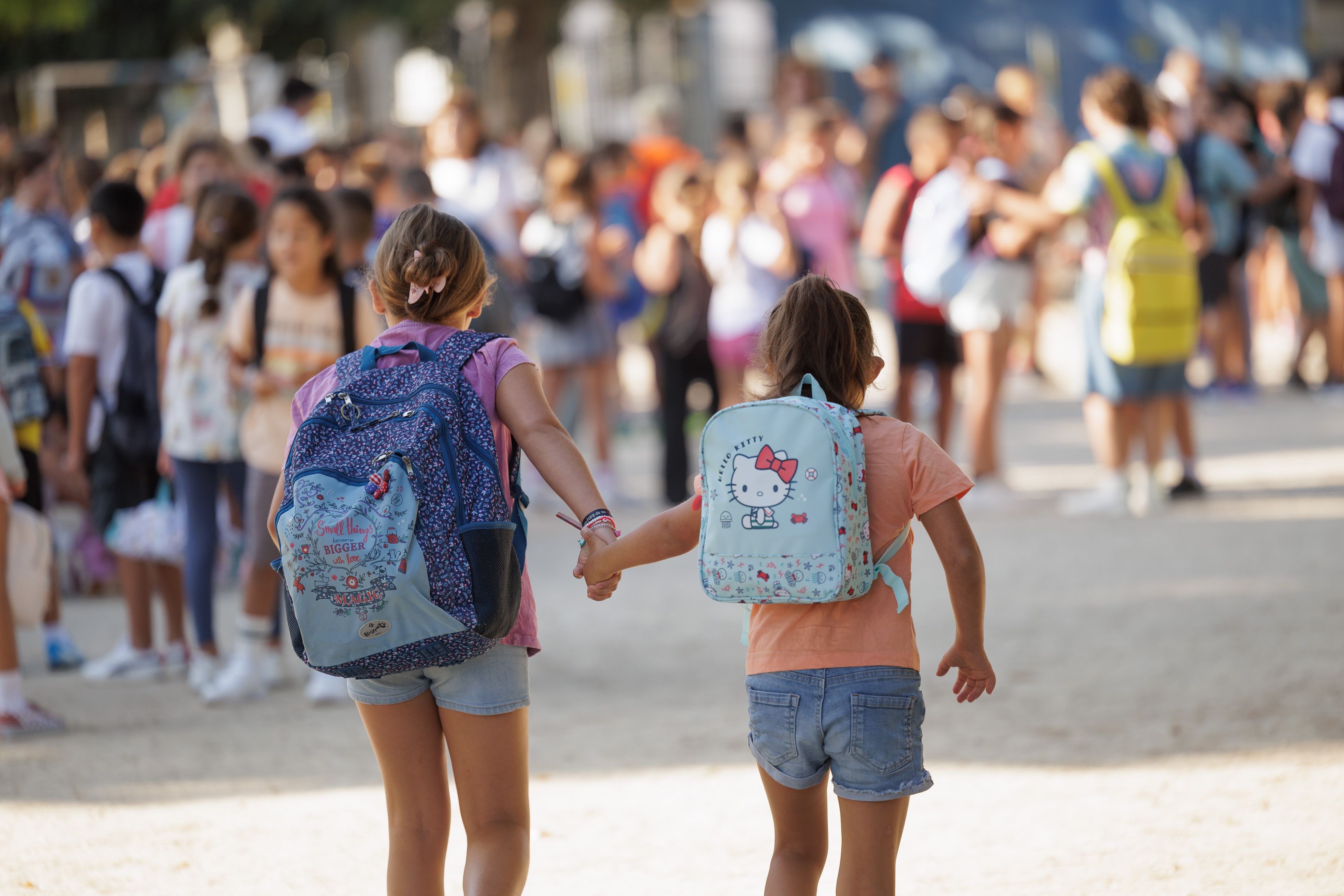 Una instantánea de la vuelta al cole en el CEIP Elio Antonio de Nebrija de Jerez. Una instantánea de la vuelta al cole en el CEIP Elio Antonio de Nebrija de Jerez.