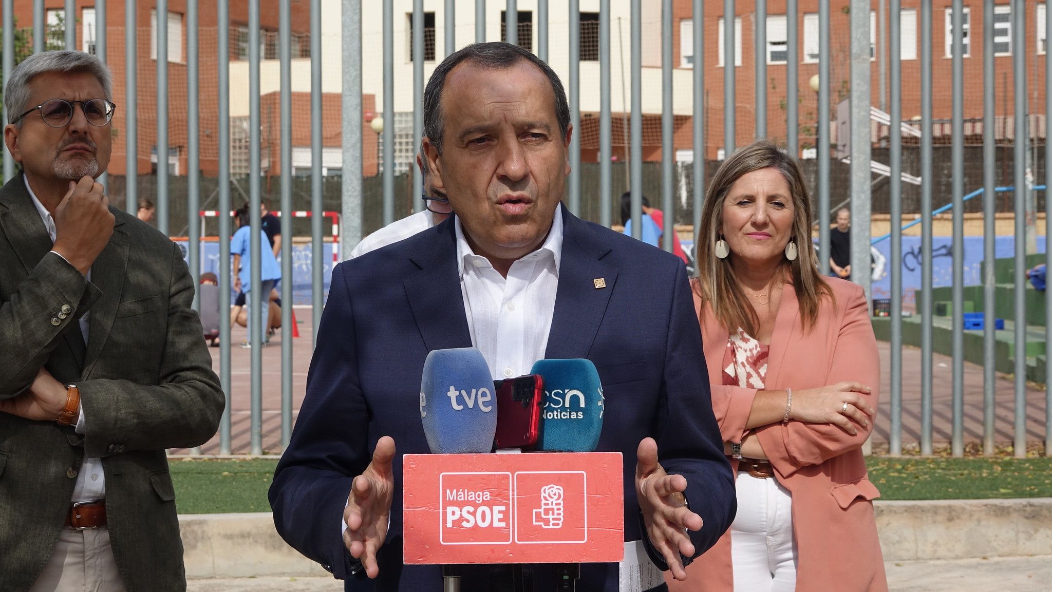 El portavoz del PSOE-A de Inclusión, ha vuelto a denunciar la situación de la dependencia en Andalucía.