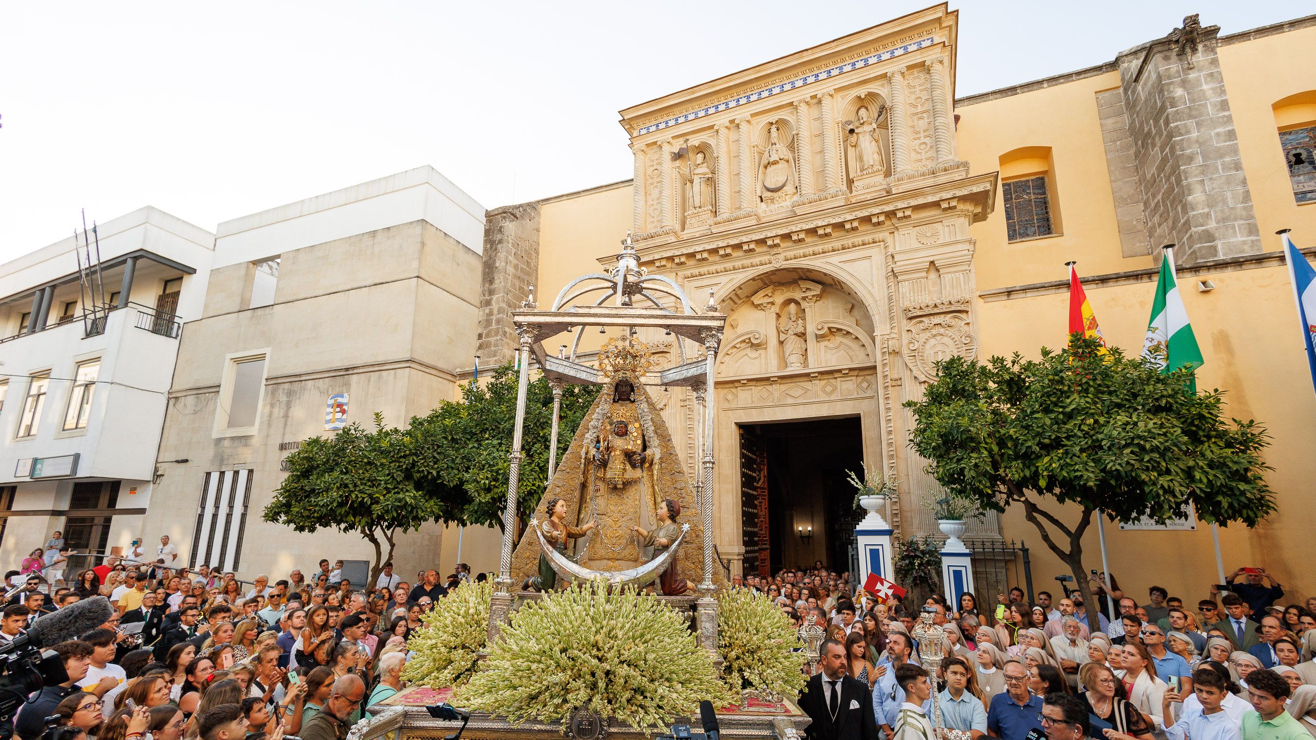 La procesión de La Patrona de Jerez, la Virgen de la Merced La procesión de La Patrona de Jerez, la Virgen de la Merced