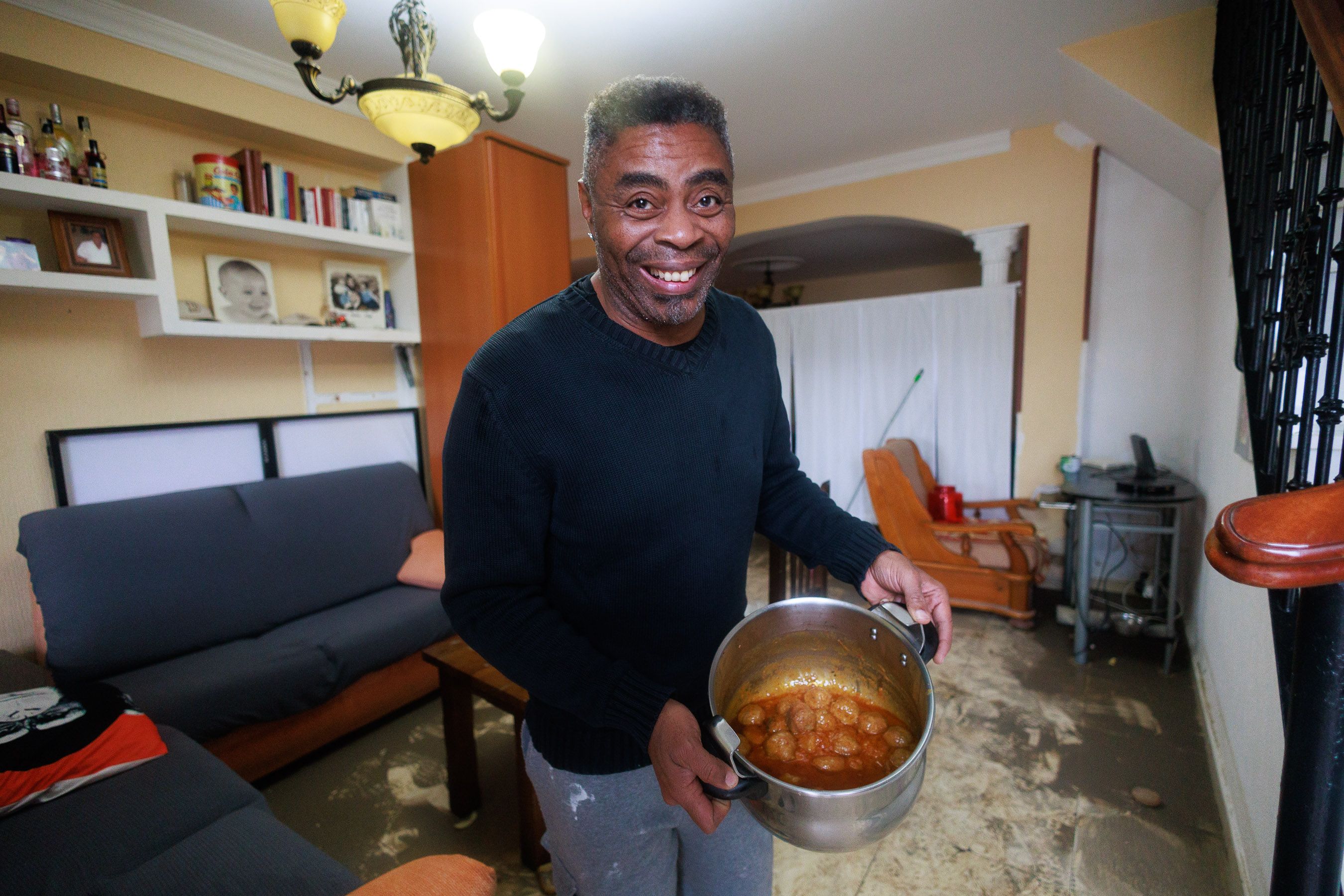 Valentín, que se hizo viral con las albóndigas en la dana en Guadalcacín, será el pregonero del carnaval.
