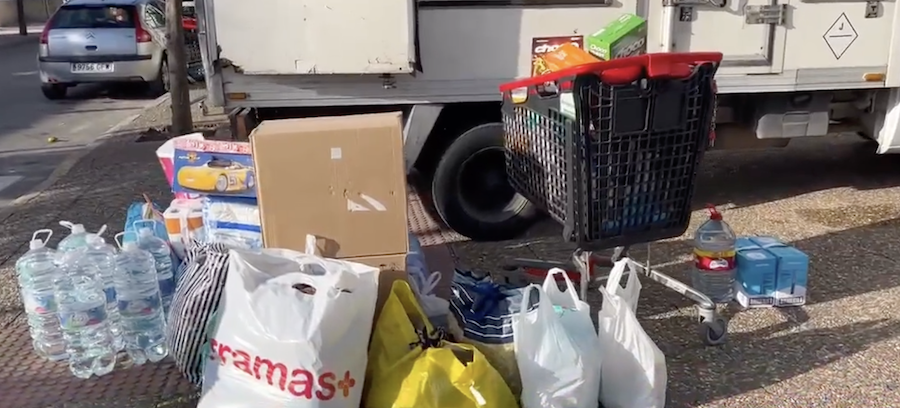 Una recogida de productos para Valencia. 