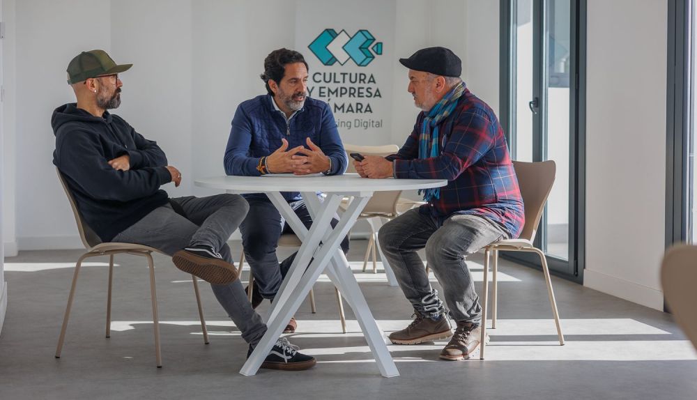 Los emprendedores desarrollan sus proyectos en este espacio de Jerez.