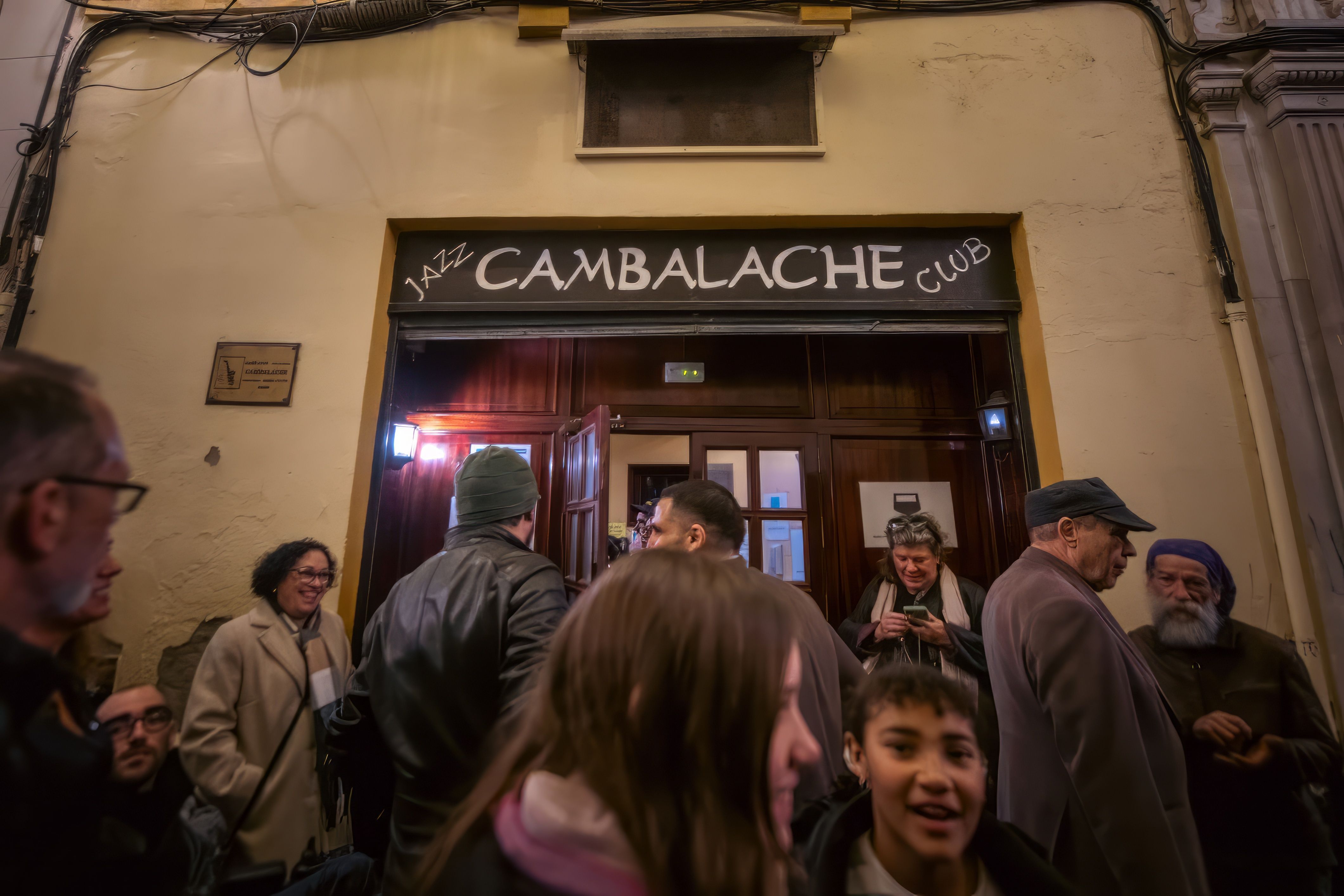 Fiesta de despedida de Cambalache, símbolo de la noche en Cádiz.