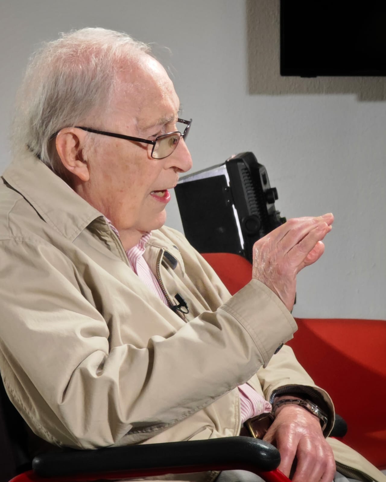Ramón Montserrat en una entrevista reciente del Colegio de Arquitectos de Sevilla.