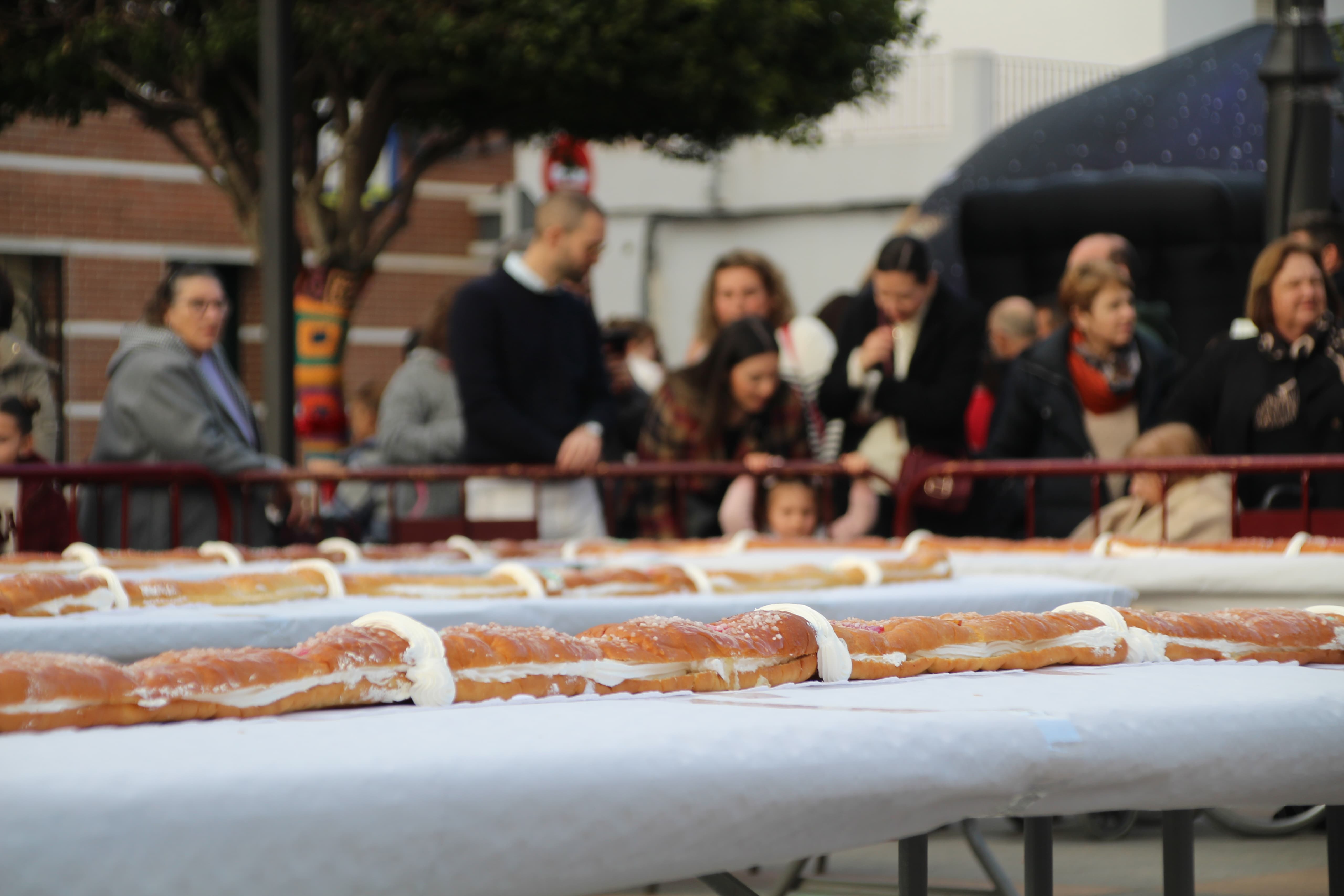 100 metros y 1.500 raciones de roscón en El Cuervo.