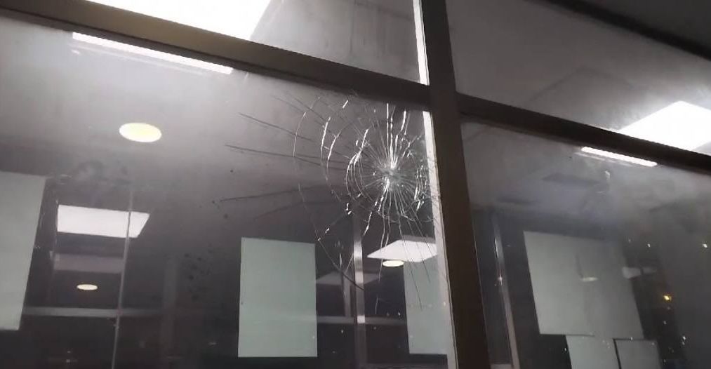 Altercados en la Jefatura policial de La Ranilla, en Sevilla. Altercados en la Jefatura policial de La Ranilla, en Sevilla.