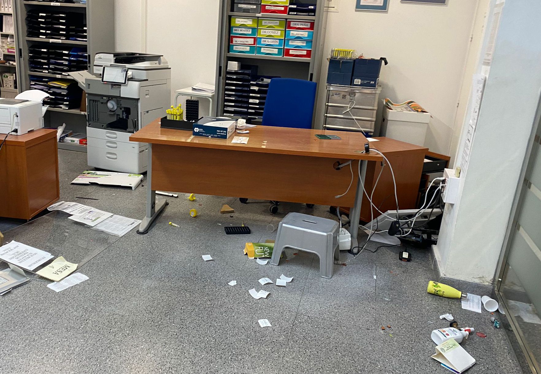 El centro de salud de Las Delicias, destrozado.