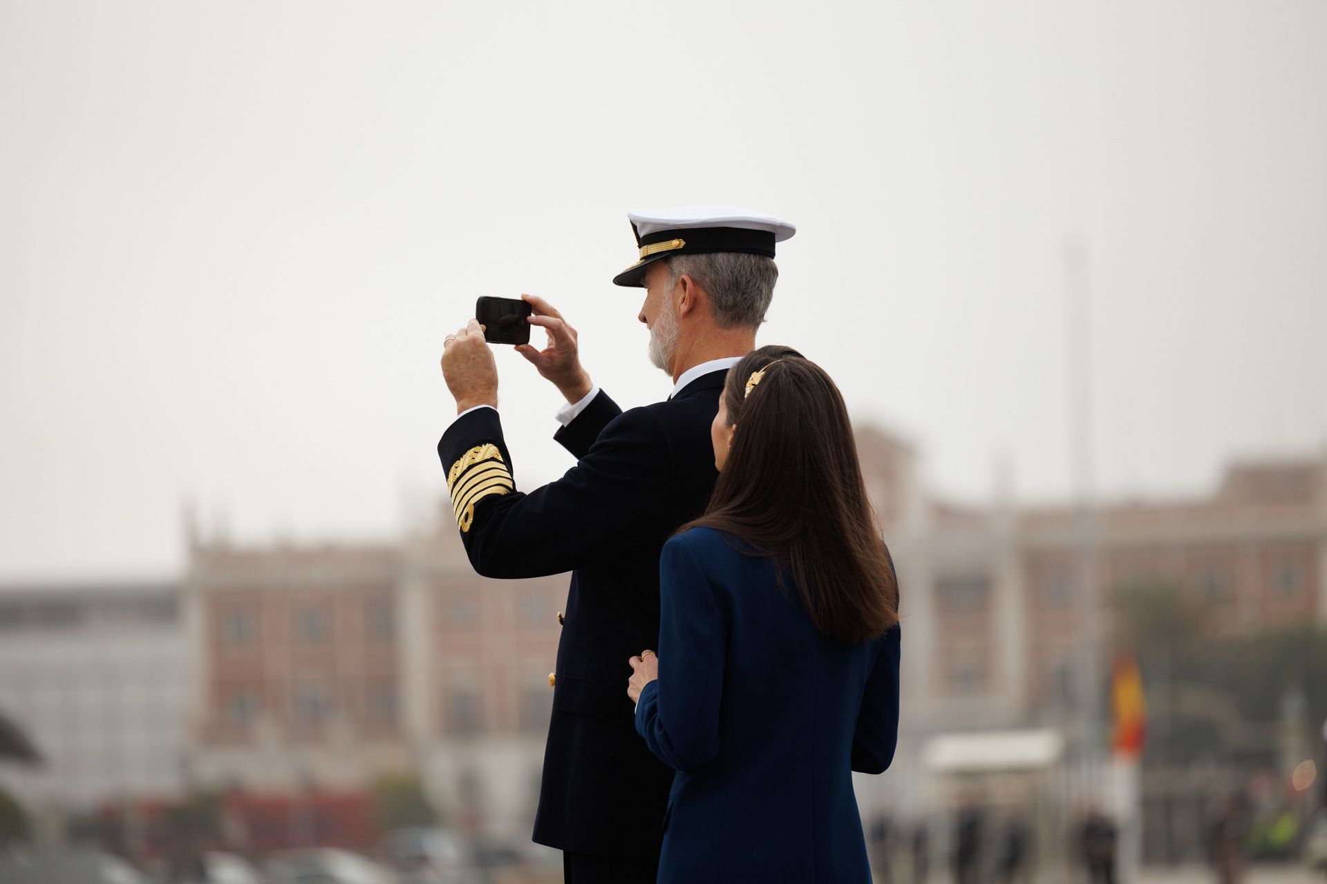Los Reyes despiden a la Princesa Leonor en el Juan Sebastián Elcano