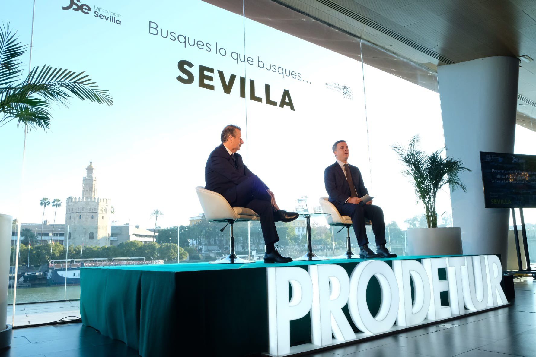 La presentación de 'Busques lo que busques... Sevilla', para Fitur 2025.