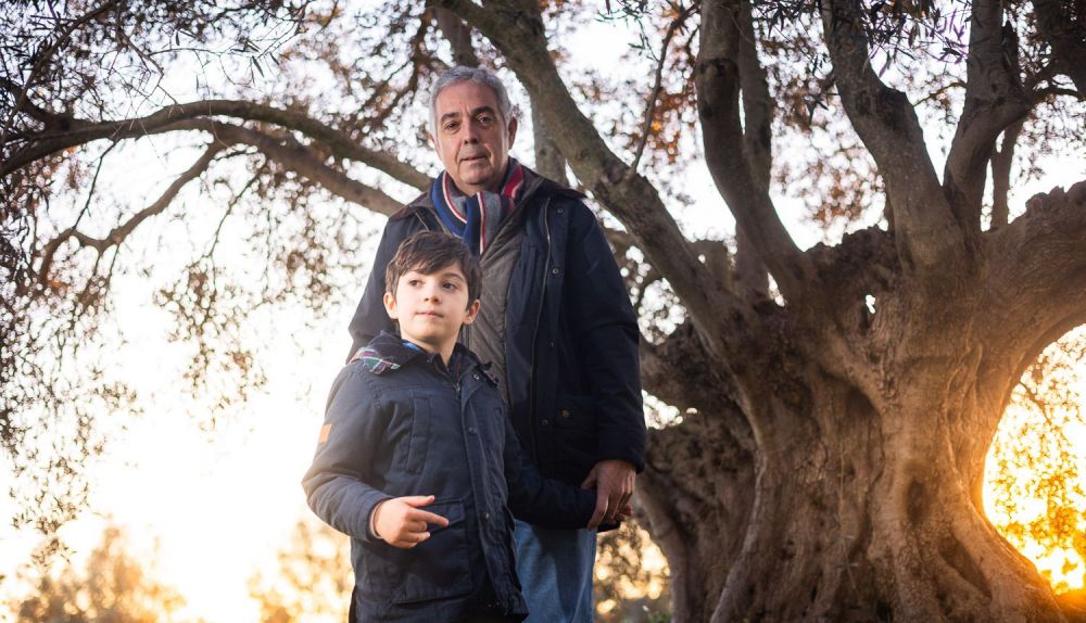 José Antonio de los Reyes, junto a su hijo Gonzalo.
