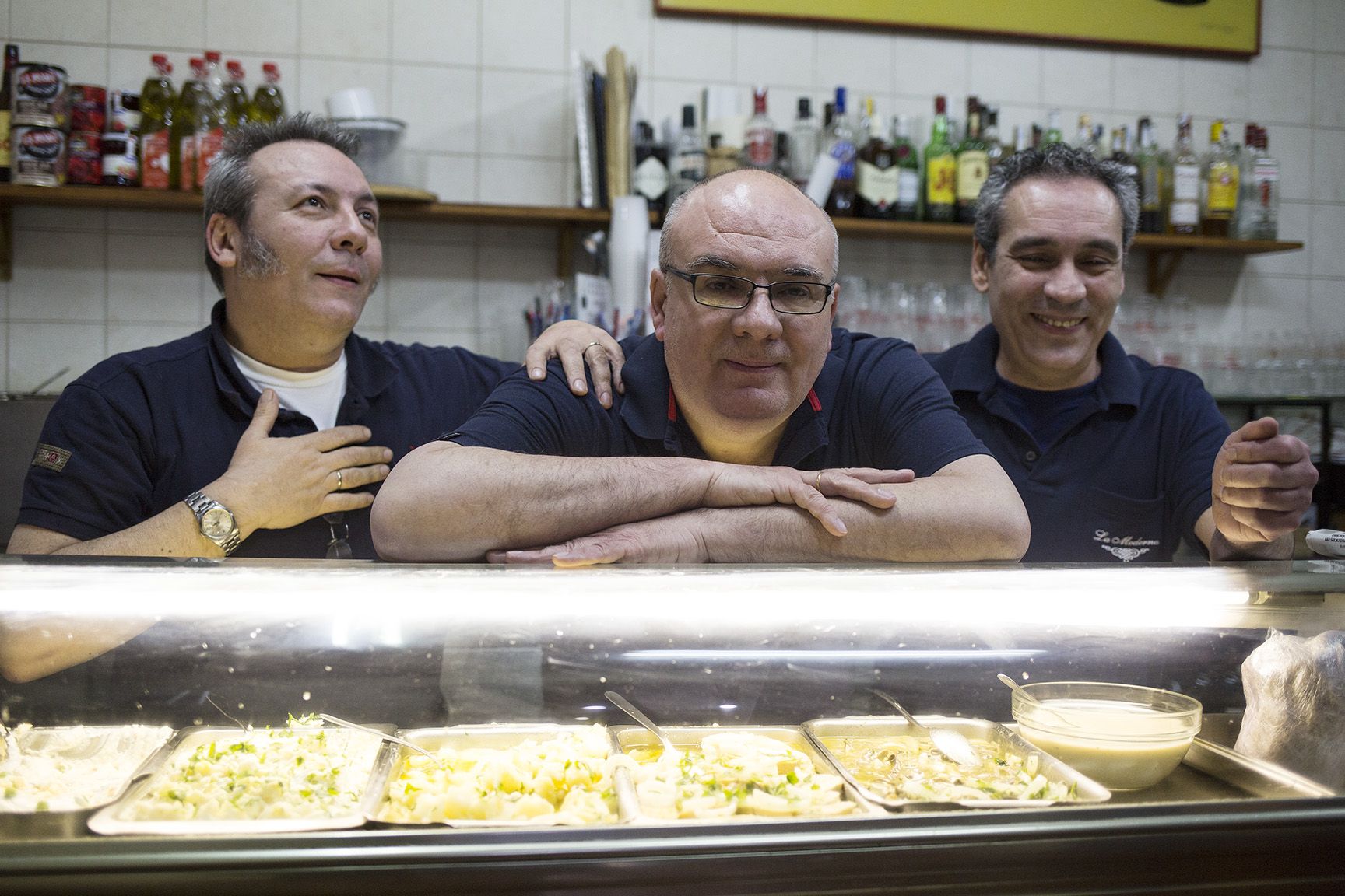 Atilano, Alfonso y Fernando, los reyes de La Moderna. FOTOS: JAVIER FERGO