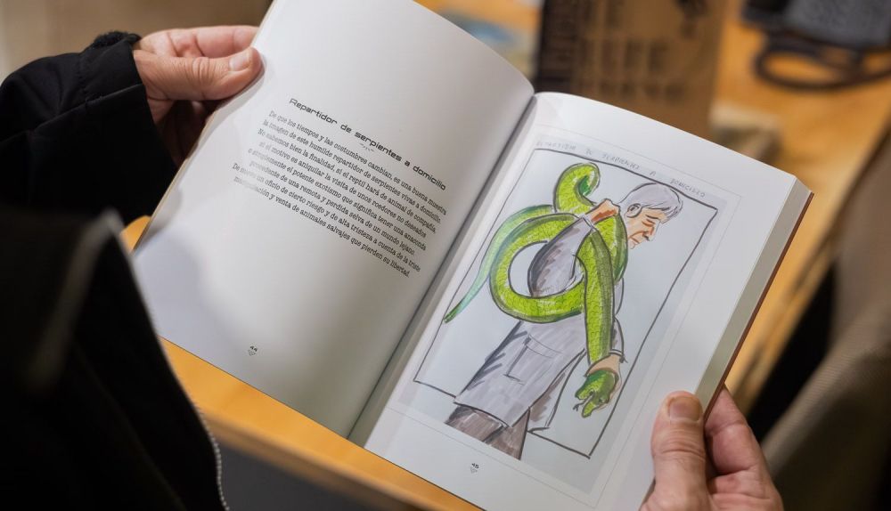 Interior del libro.