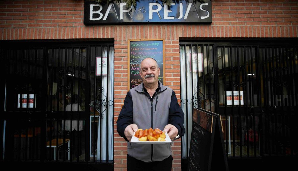 BAR REJAS 02