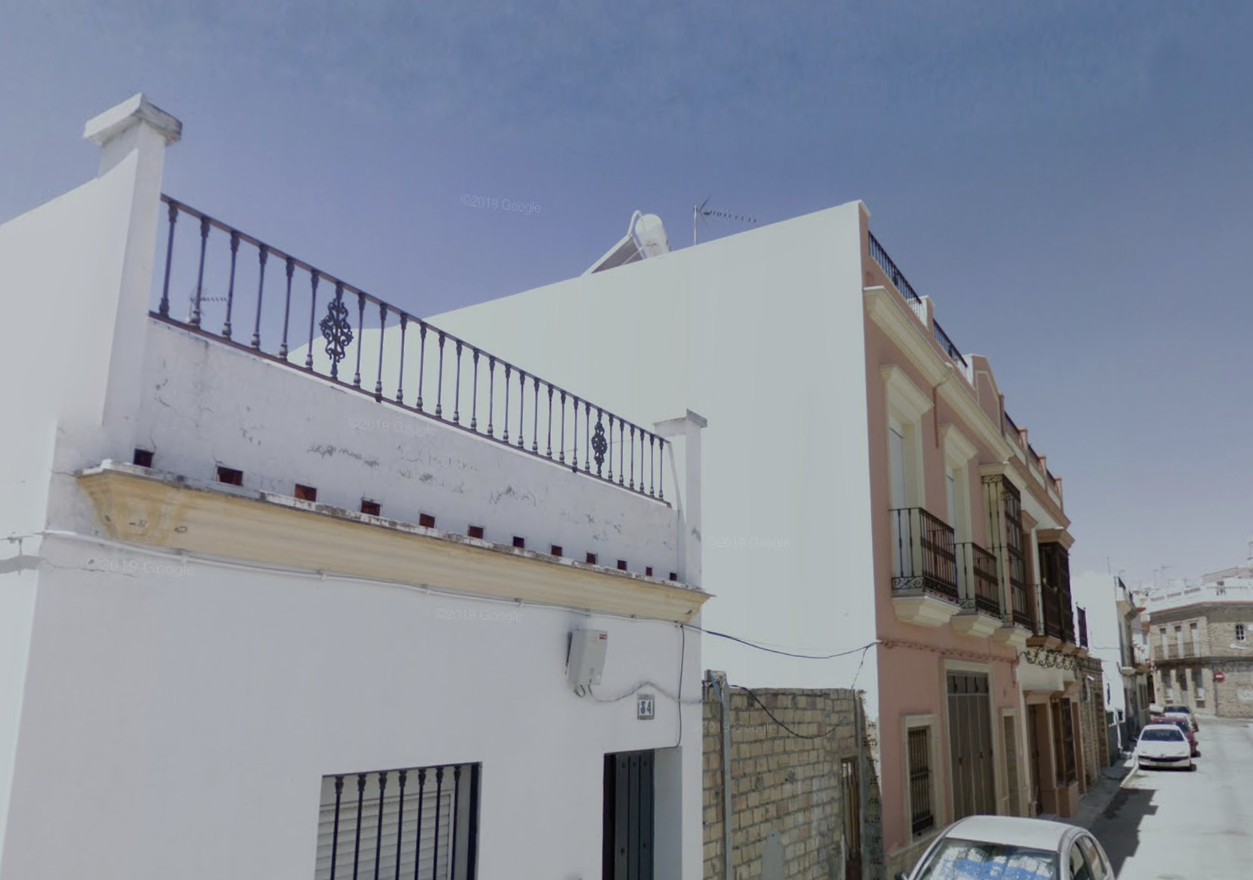 Calle Tarragona, en Las Cabezas de San Juan, donde han hallado el cadáver. GOOGLE MAPS Calle Tarragona, en Las Cabezas de San Juan, donde han hallado el cadáver. GOOGLE MAPS