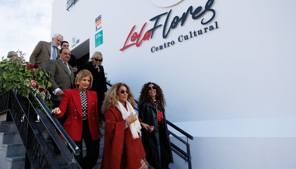  La Familia Flores presenta el centro cultural  Lola Flores II
