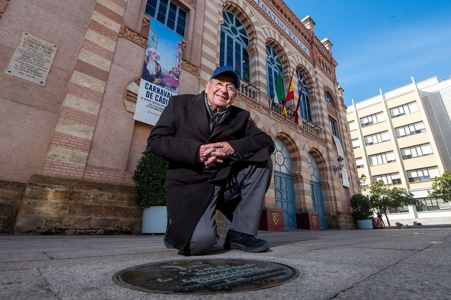 REPOR HIJO DE JOSE MACIAS RETES DIRECTOR DE CORO DE CARNAVAL DE CADIZ 2