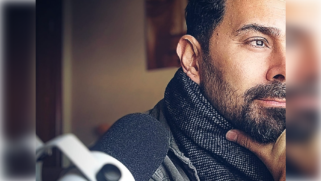 Javier Padilla, en su estudio de grabación.