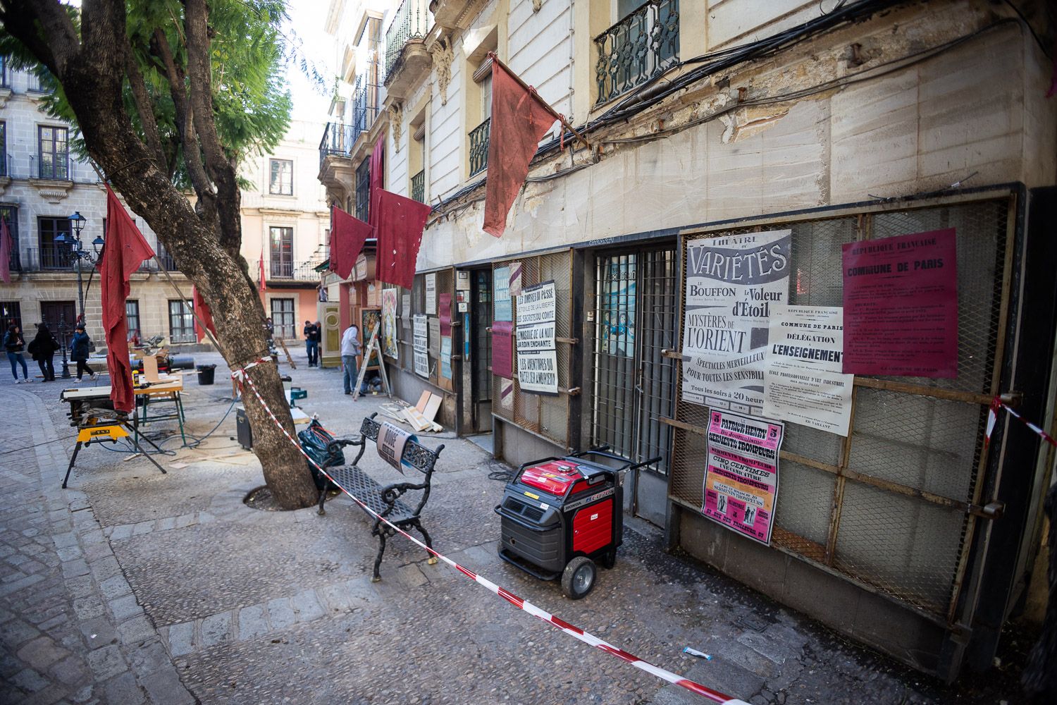 Nuevos detalles de la Plaza de la Yerba con motivo del rodaje de la serie de Sherlock Holmes.