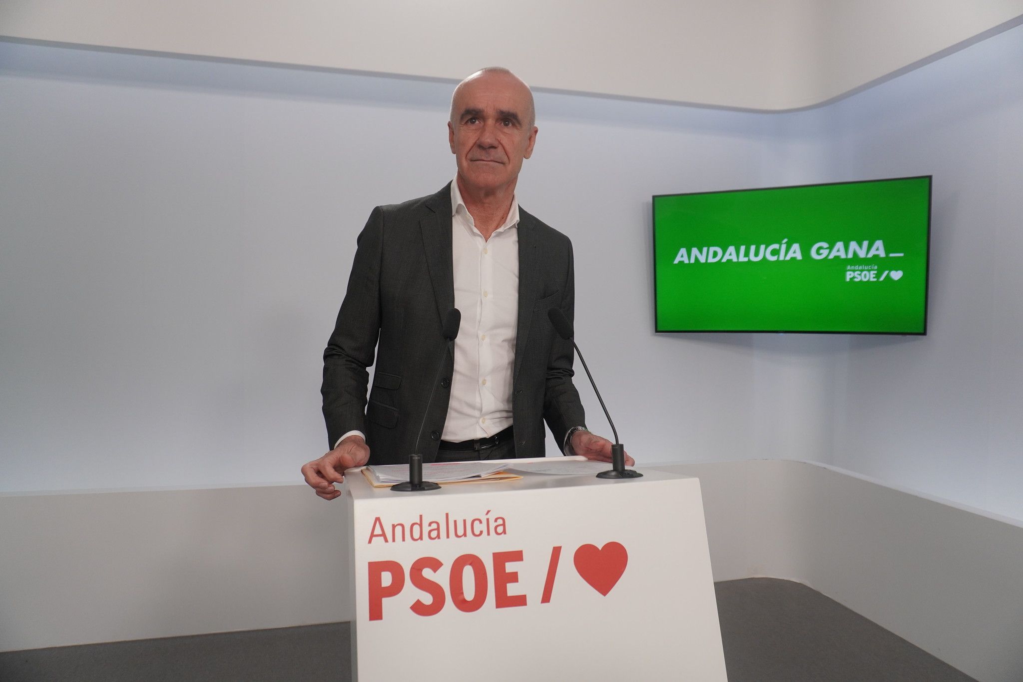 Antonio Muñoz, en rueda de prensa este jueves sobre los presuntos sobresueldos.