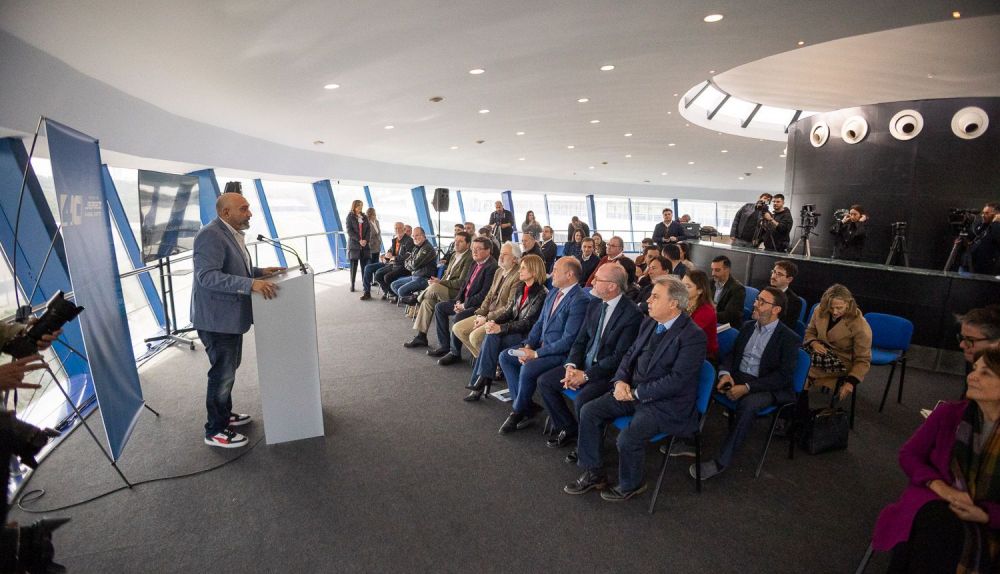 40 AÑOS DEL CIRCUITO DE JEREZ CALENDARIO CELEBRA IONES 01