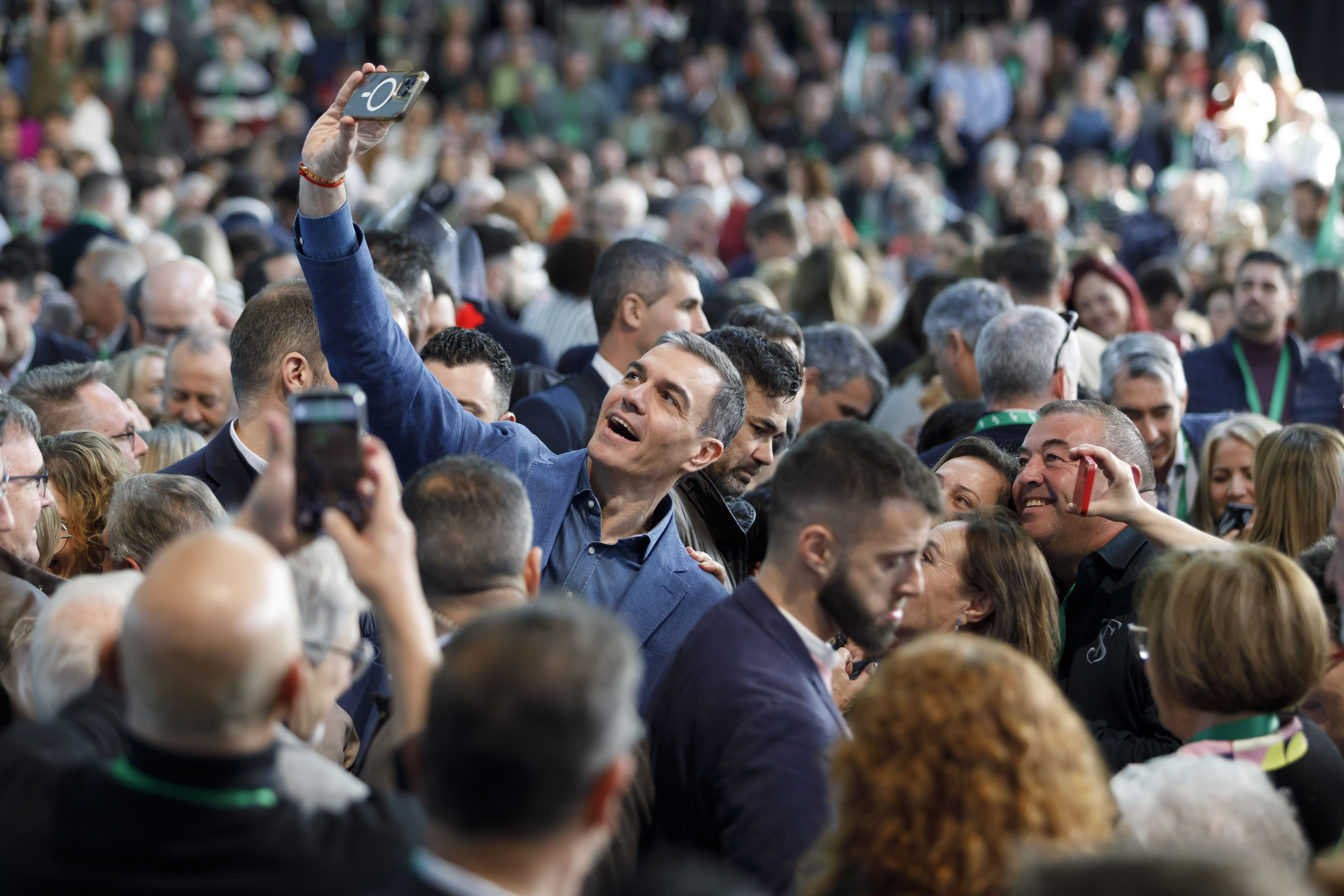 El cierre del congreso regional del PSOE-A, con la visita de Pedro Sánchez.