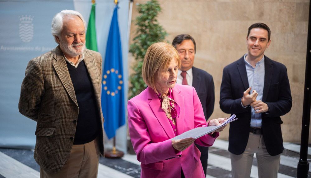 MARIA JOSE PELAYO RUEDA DE PRENSA ECONOMICO 13