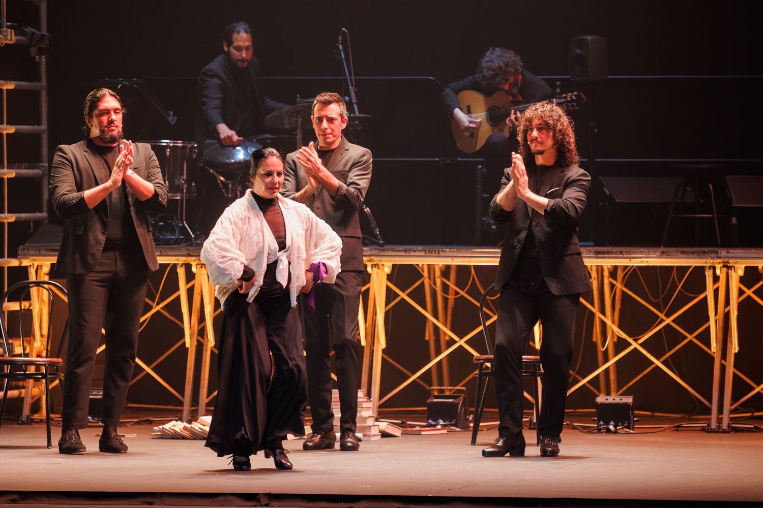 Mercedes de Córdoba presenta Olvidadas '(A las sin sombrero)'