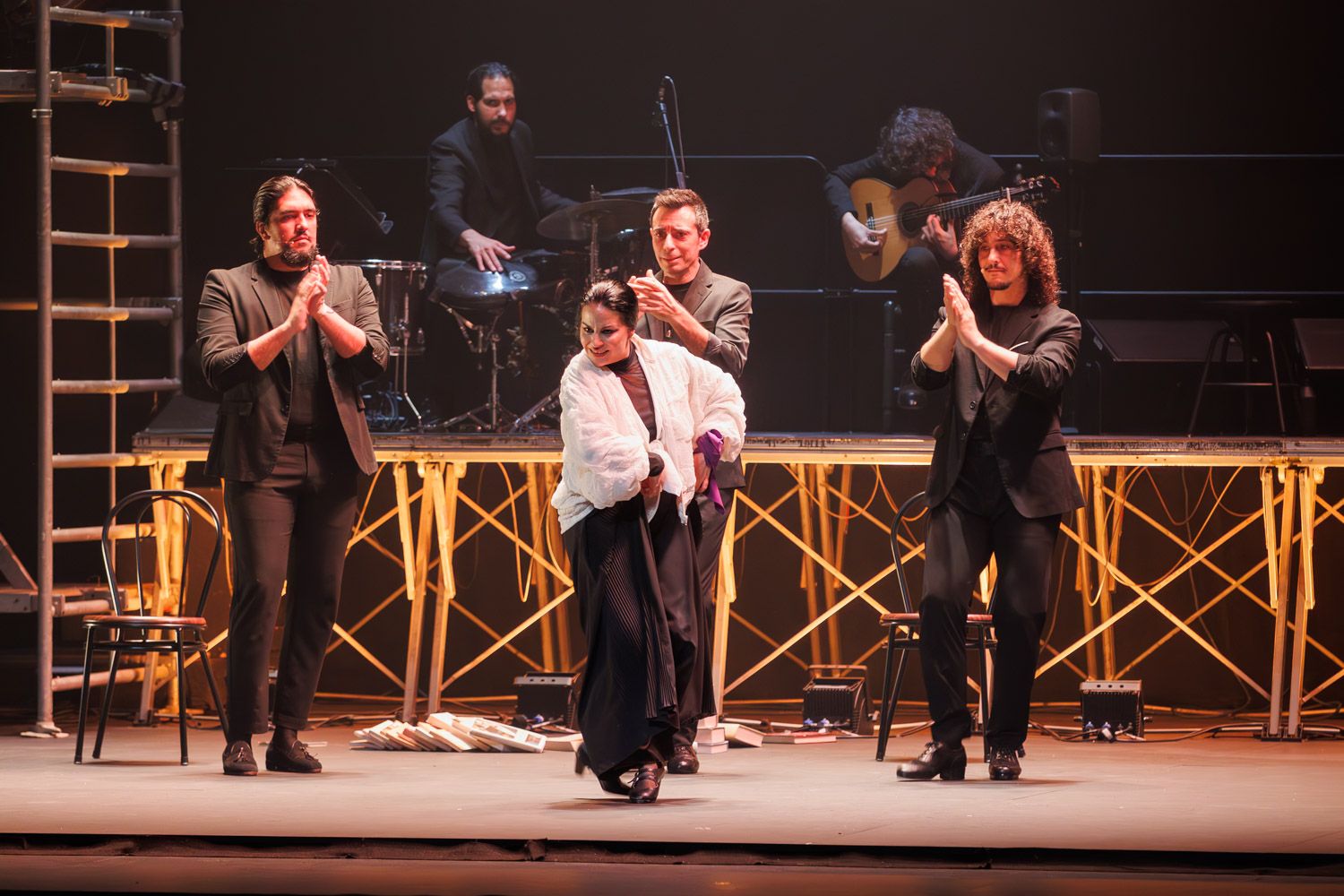 Mercedes de Córdoba presenta Olvidadas '(A las sin sombrero)'