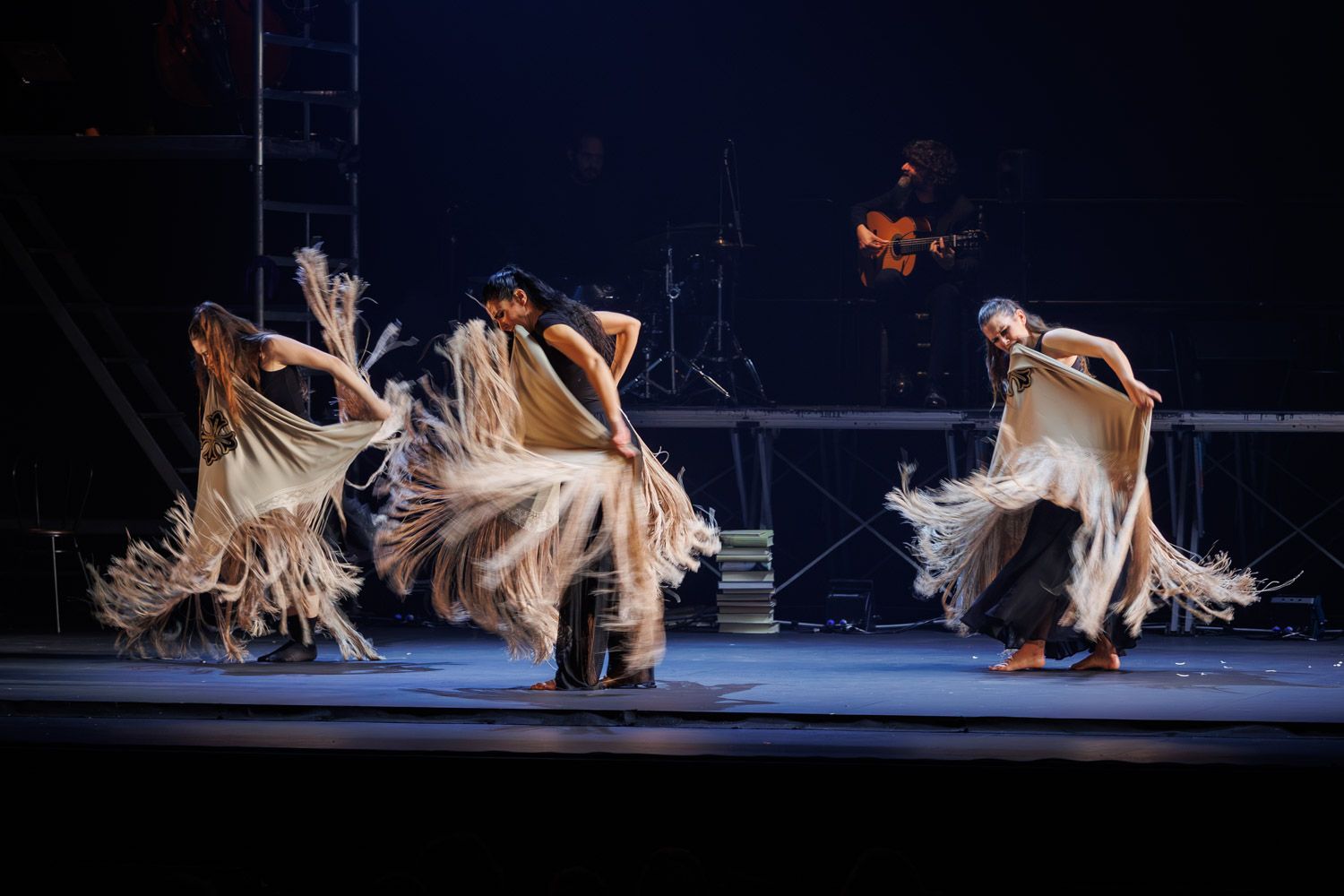 Mercedes de Córdoba presenta Olvidadas '(A las sin sombrero)'