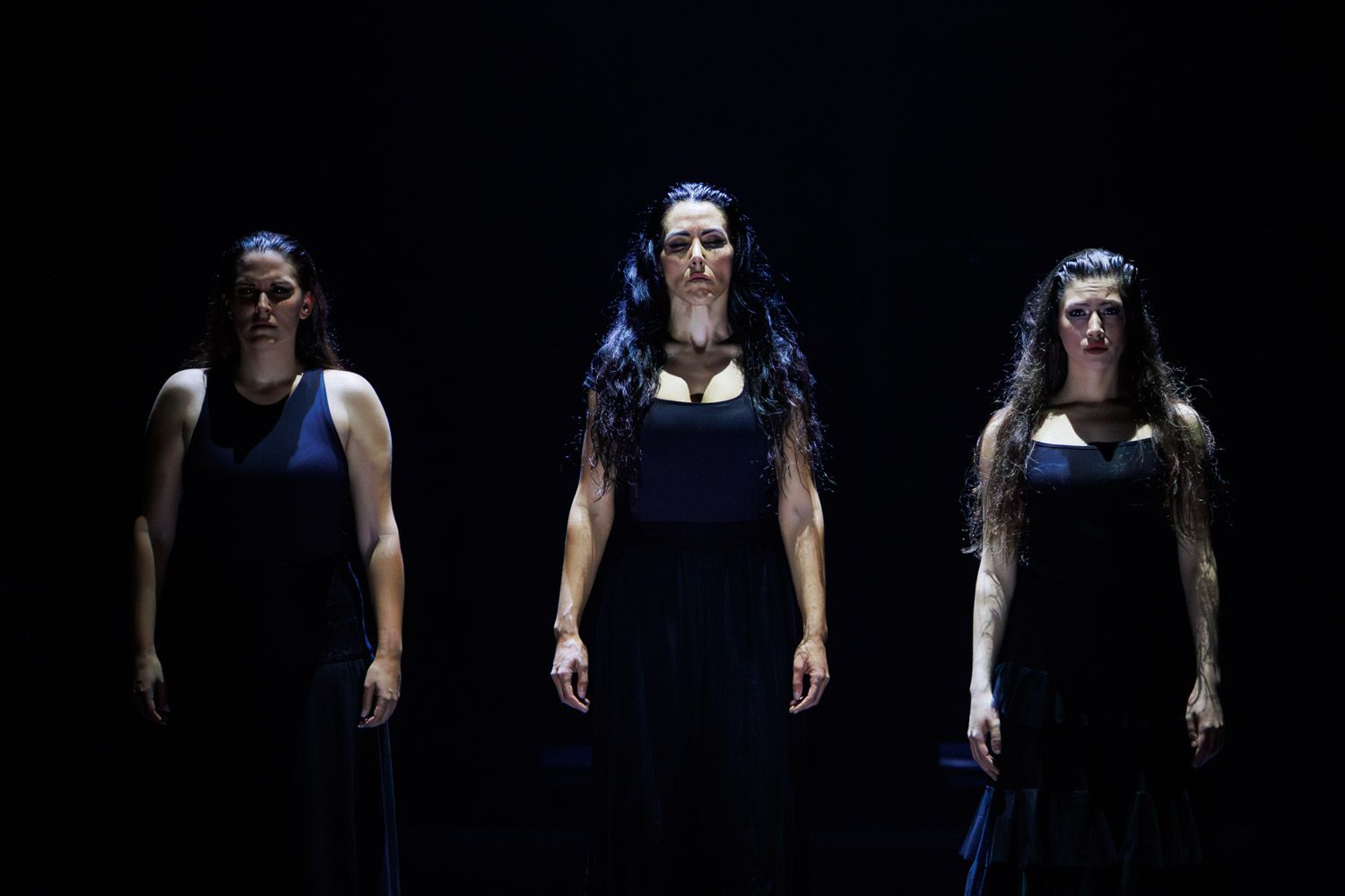 Mercedes de Córdoba presenta Olvidadas '(A las sin sombrero)'