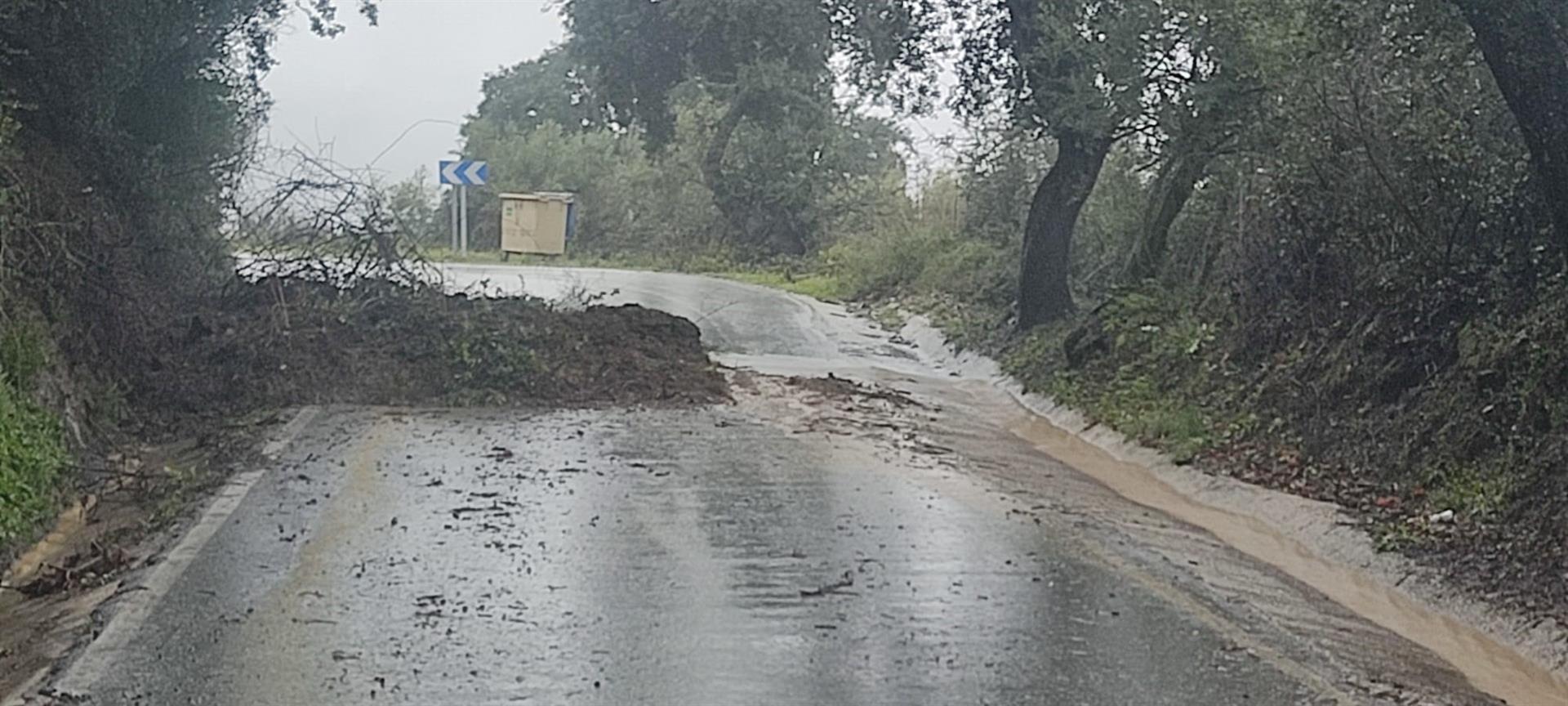 Imagen de una de las carreteras en la provincia de Málaga, donde hay aviso rojo.