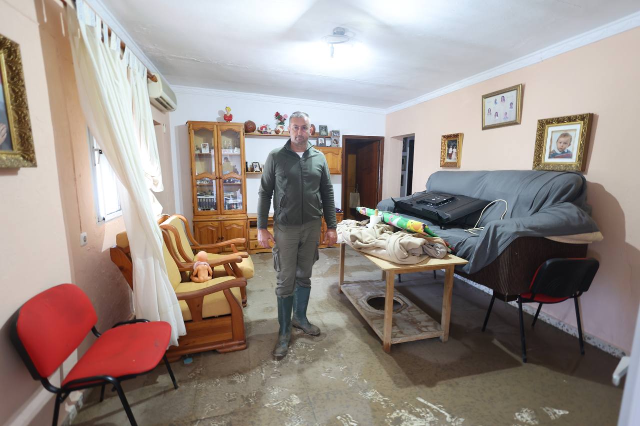 Miguel, vecino afectado por el temporal en Nueva Jarilla. 