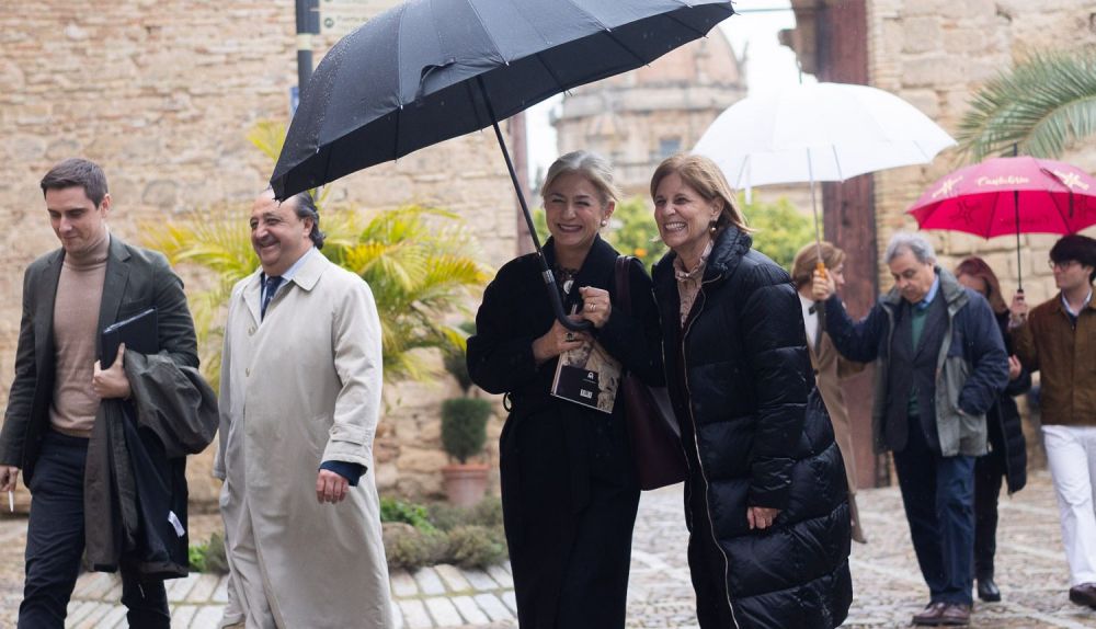 Del Pozo y García-Pelayo, a su llegada al Alcázar de Jerez.