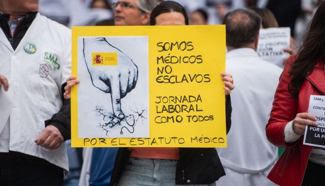 Los facultativos denuncian la falta de descanso.