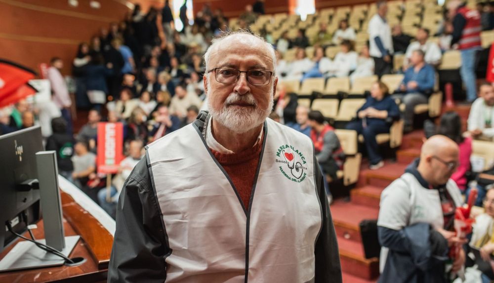 Martín Recio, en la asamblea de sanitarios del Virgen del Rocío.